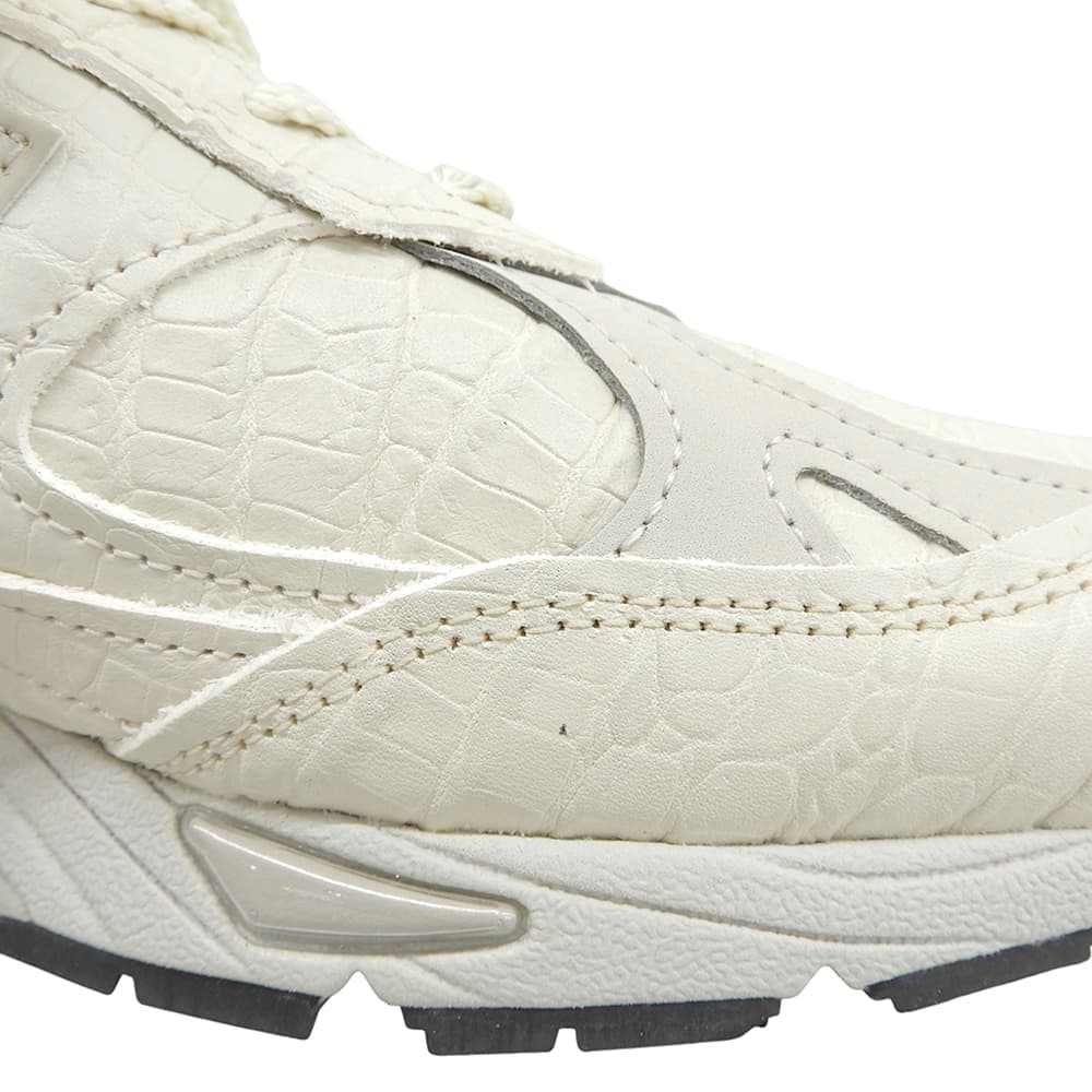 NEW BALANCE 991 US-Made Leather Sneakers Off-White Size 8