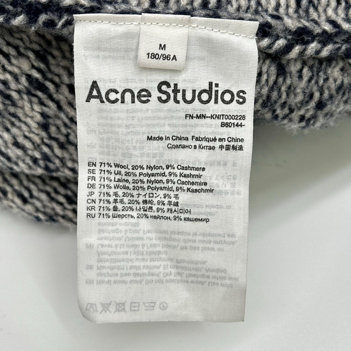 ACNE STUDIOS Cashmere Knit Cardigan Navy Wool Size M