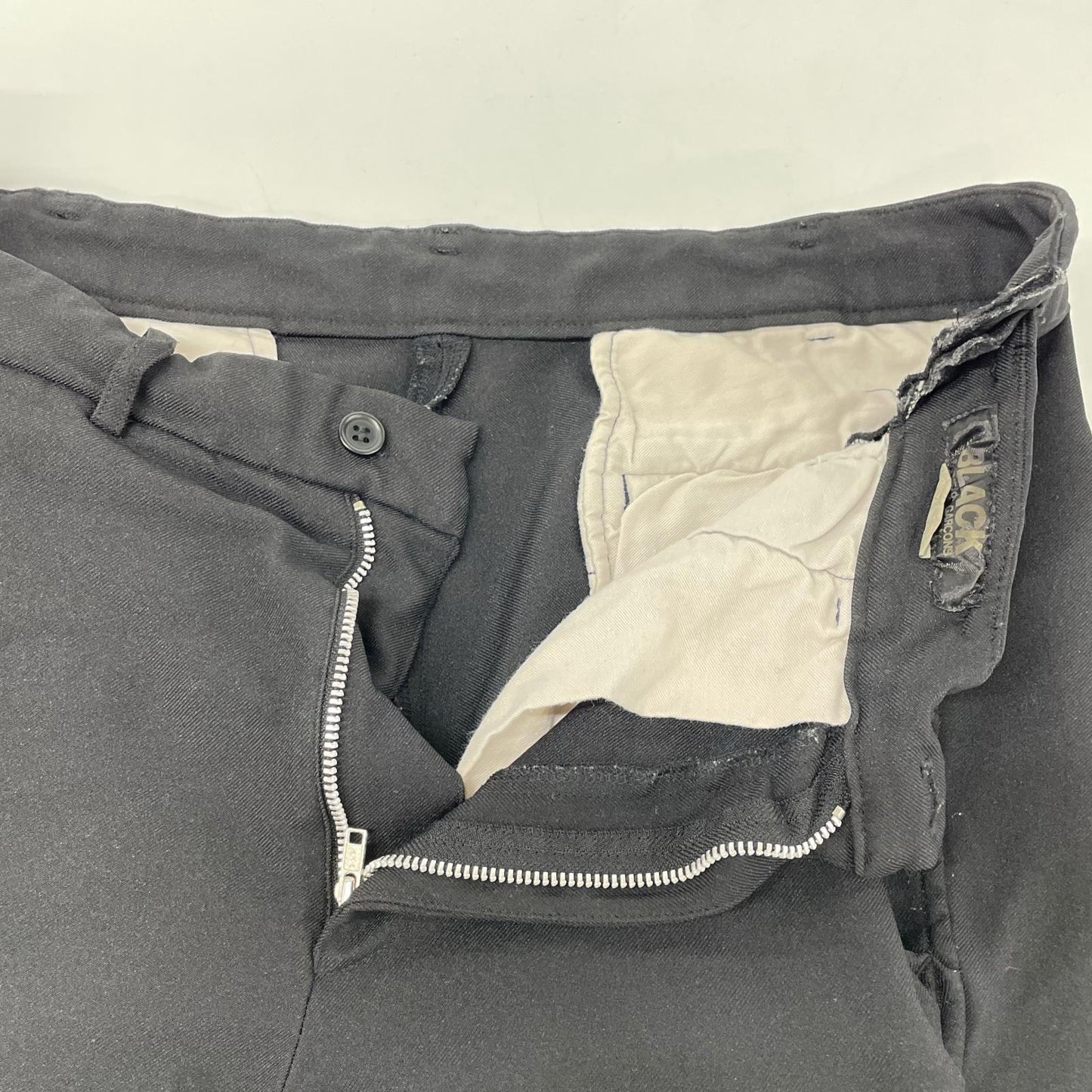 BLACKCOMMEdesGARCONS AD2019 Black Tapered Pants Size 32