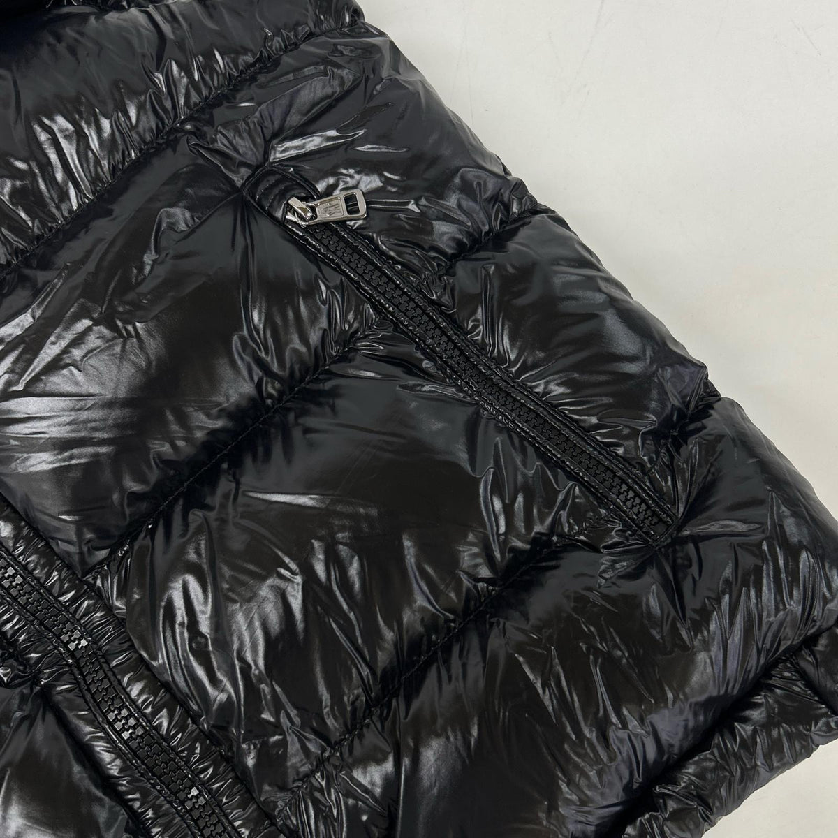 MONCLER BORMES Hooded Down Vest Black Size 1