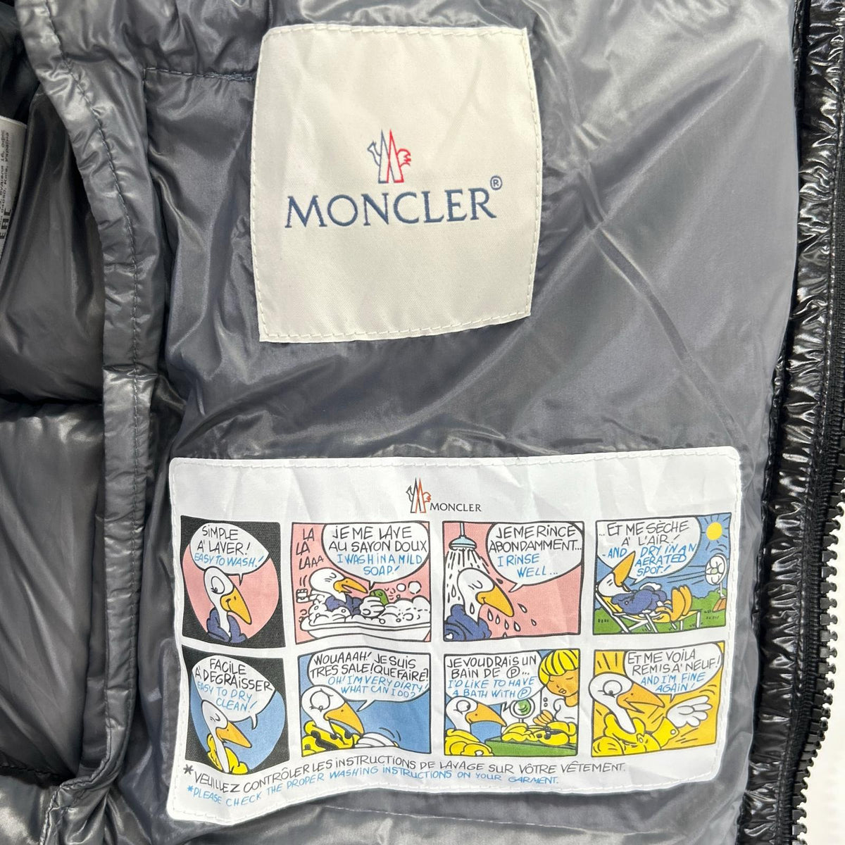 MONCLER BORMES Hooded Down Vest Black Size 1