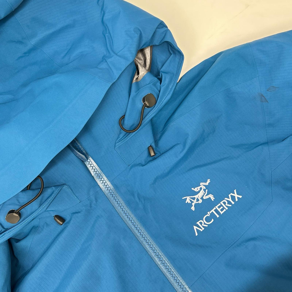ARC'TERYX Blue Gore-Tex Beta AR Jacket Size S