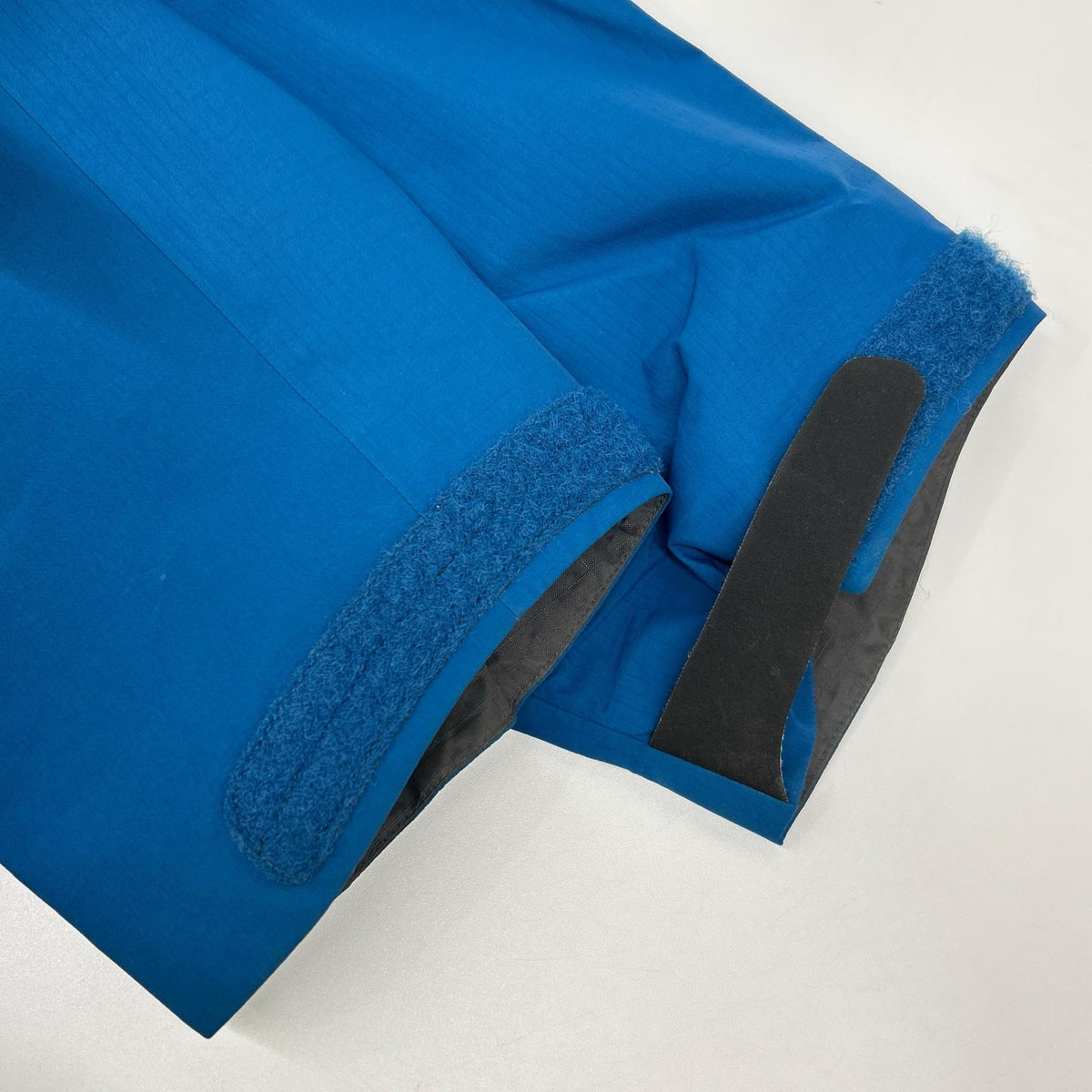 ARC'TERYX Blue Gore-Tex Beta AR Jacket Size S