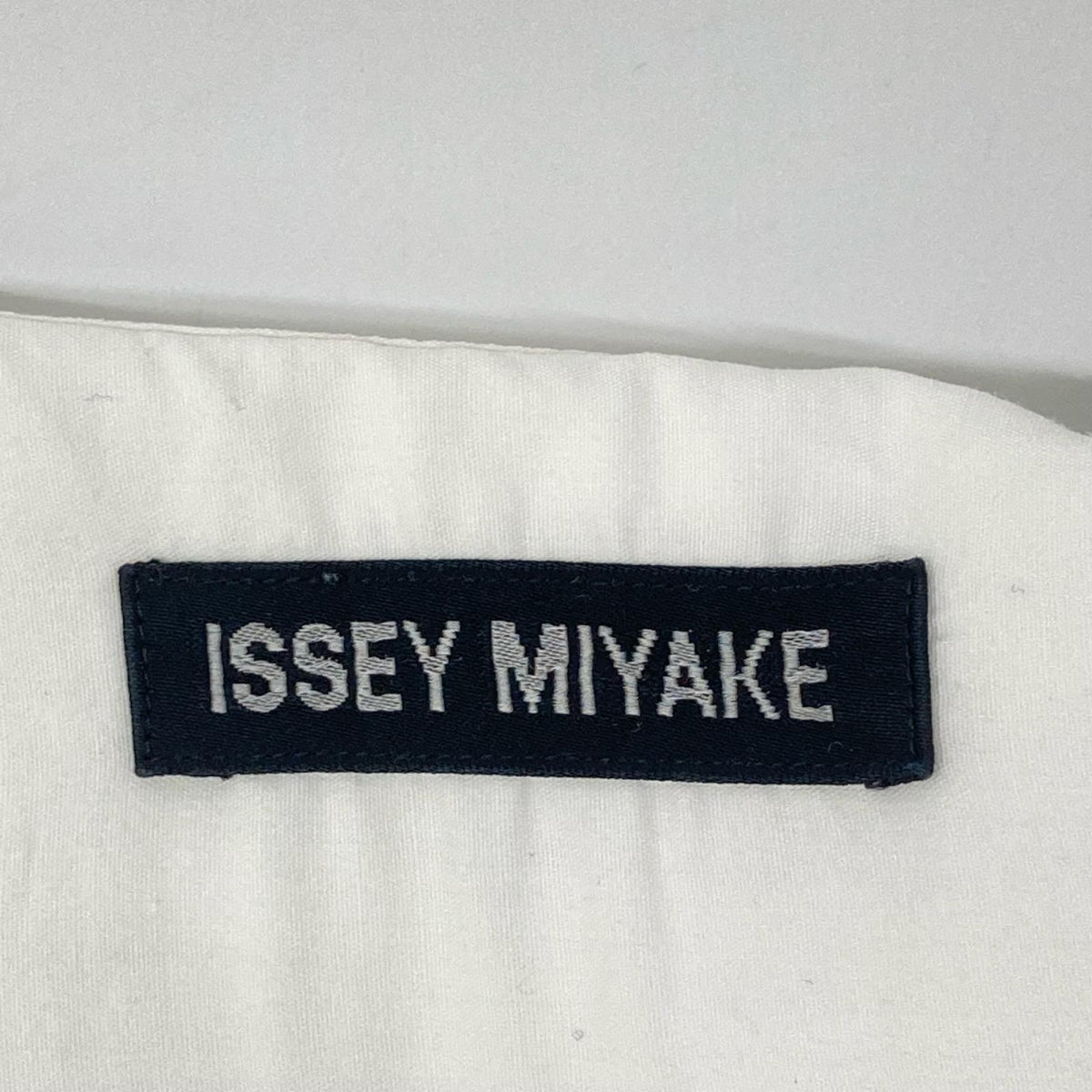 ISSEY MIYAKE Stitch Open Collar Short Shirt White Size 1