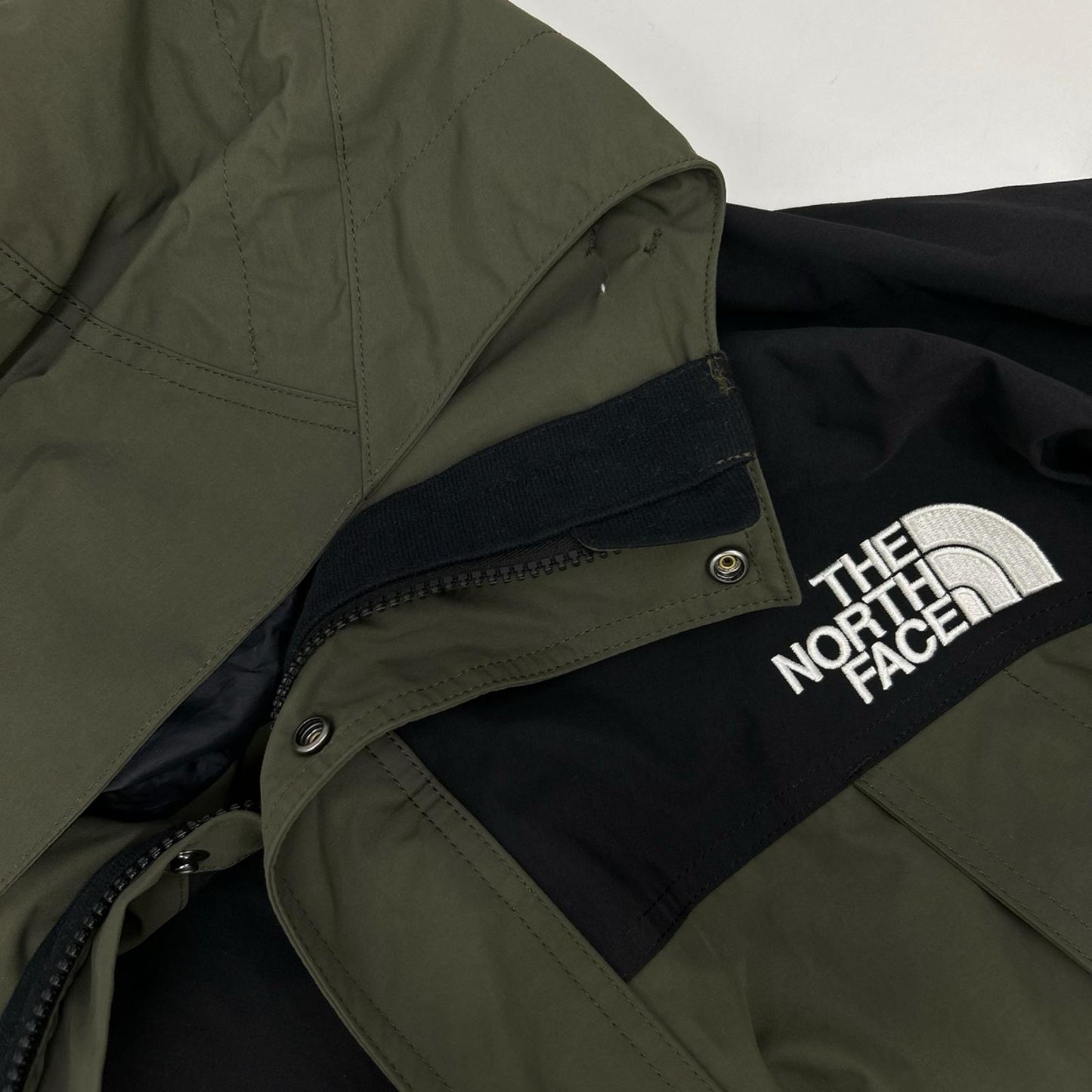 THE NORTH FACE Mountain Light Jacket Khaki Size XL