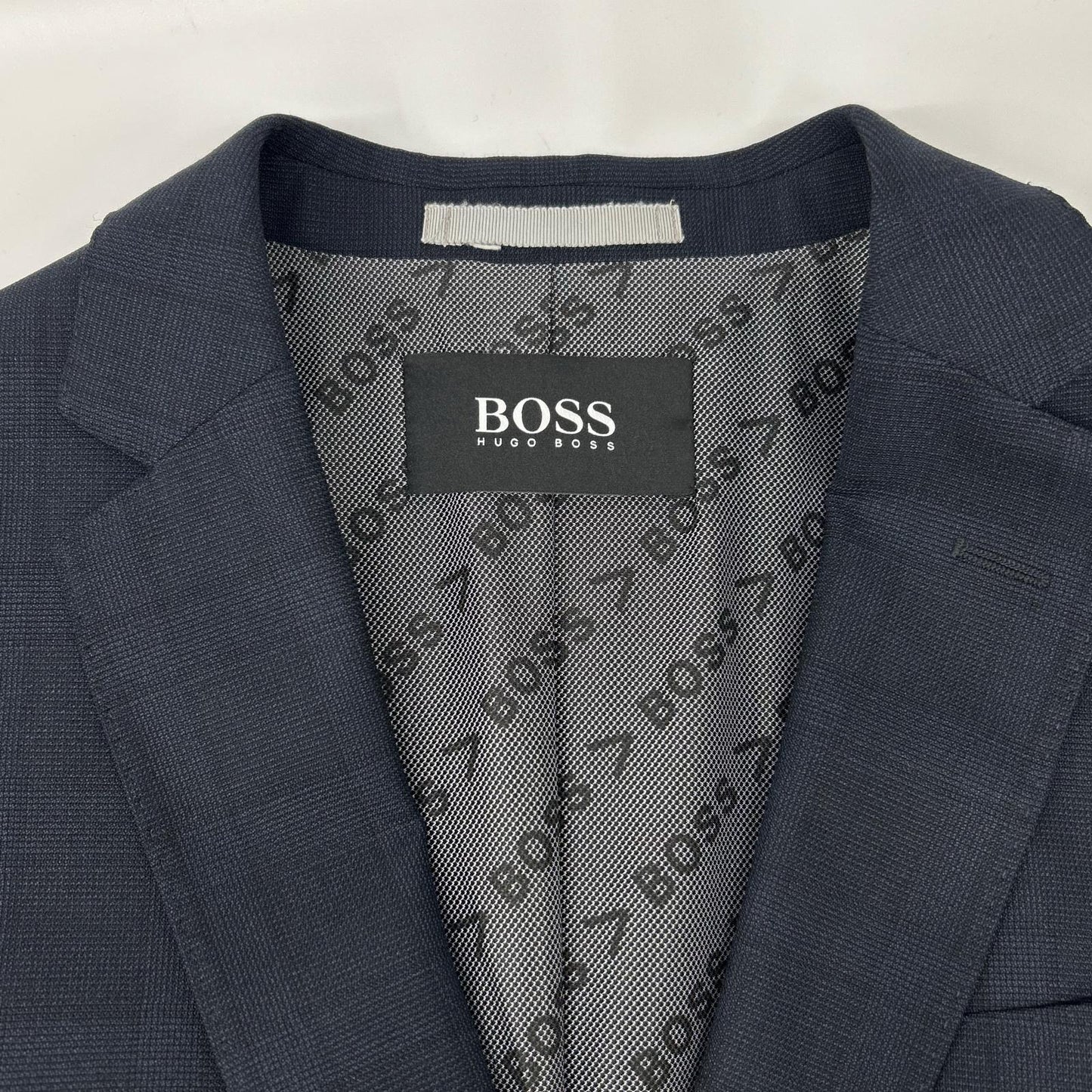 HUGOBOSS Navy Glen Check Wool Suit Size 40R