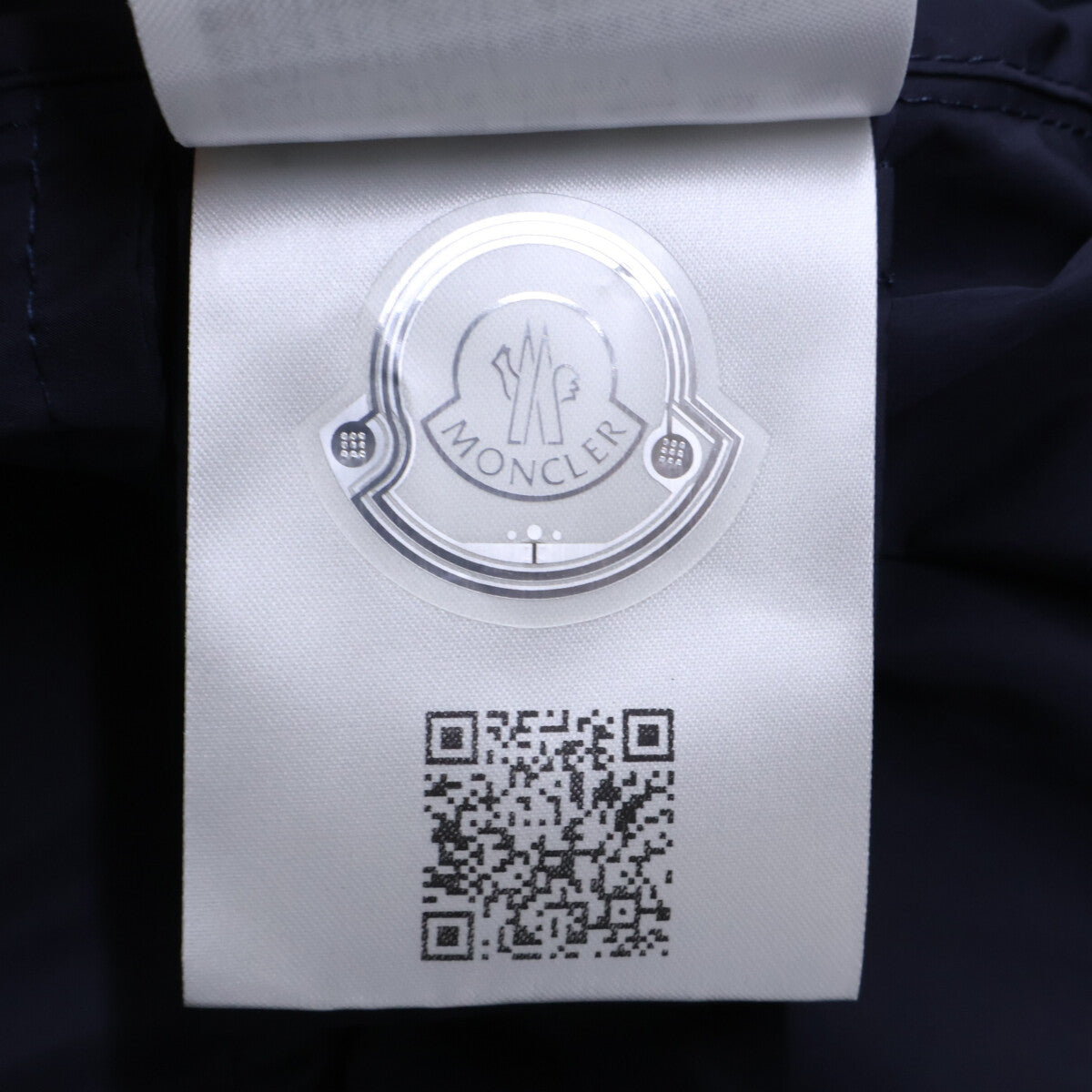 MONCLER SASSIERE Nylon Hooded Jacket Navy Size 1