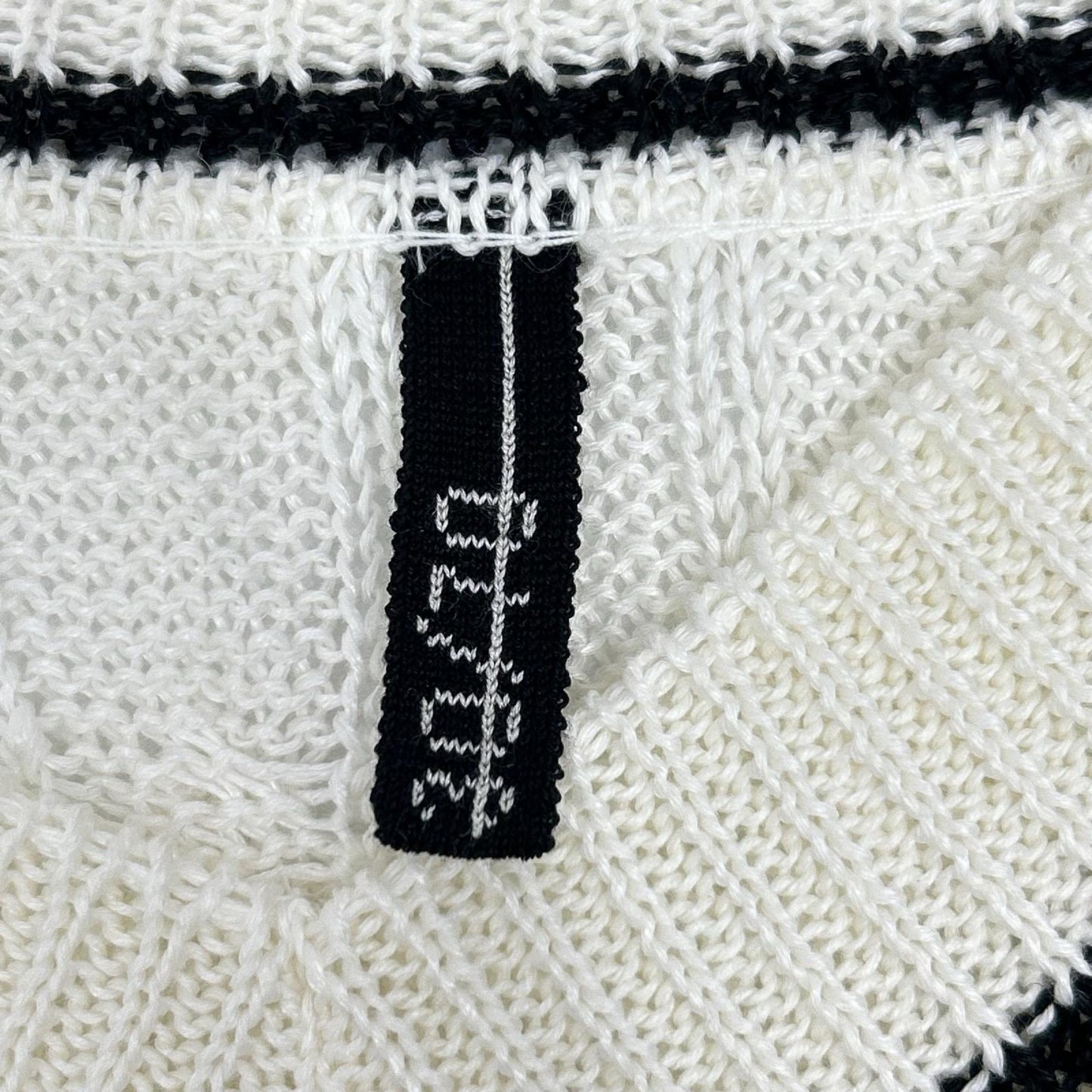 trenta settanta 30/70 Linen V-Neck Knit White/Black