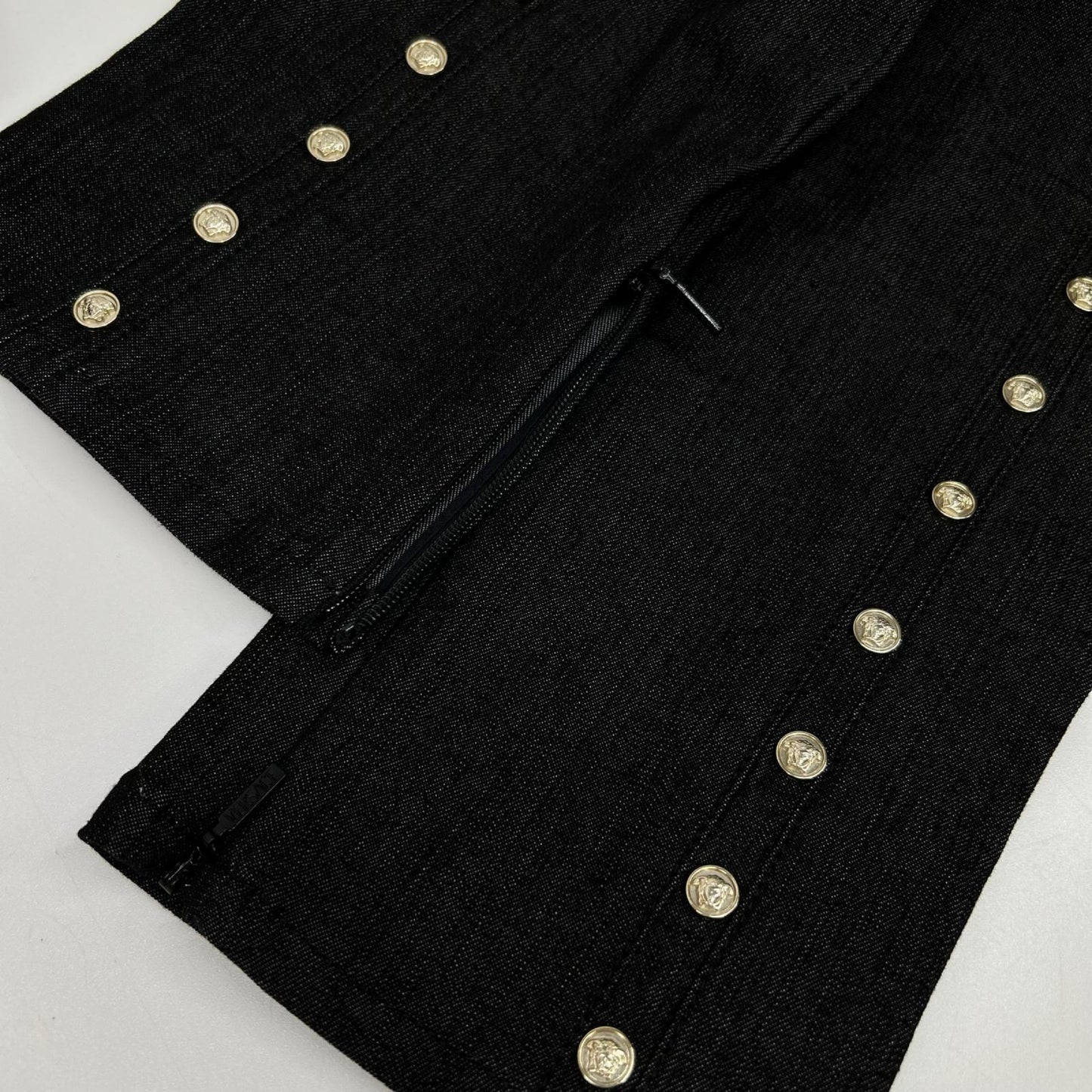 GIANNIVERSACE Black Gold Medusa Button Jeans Size 26