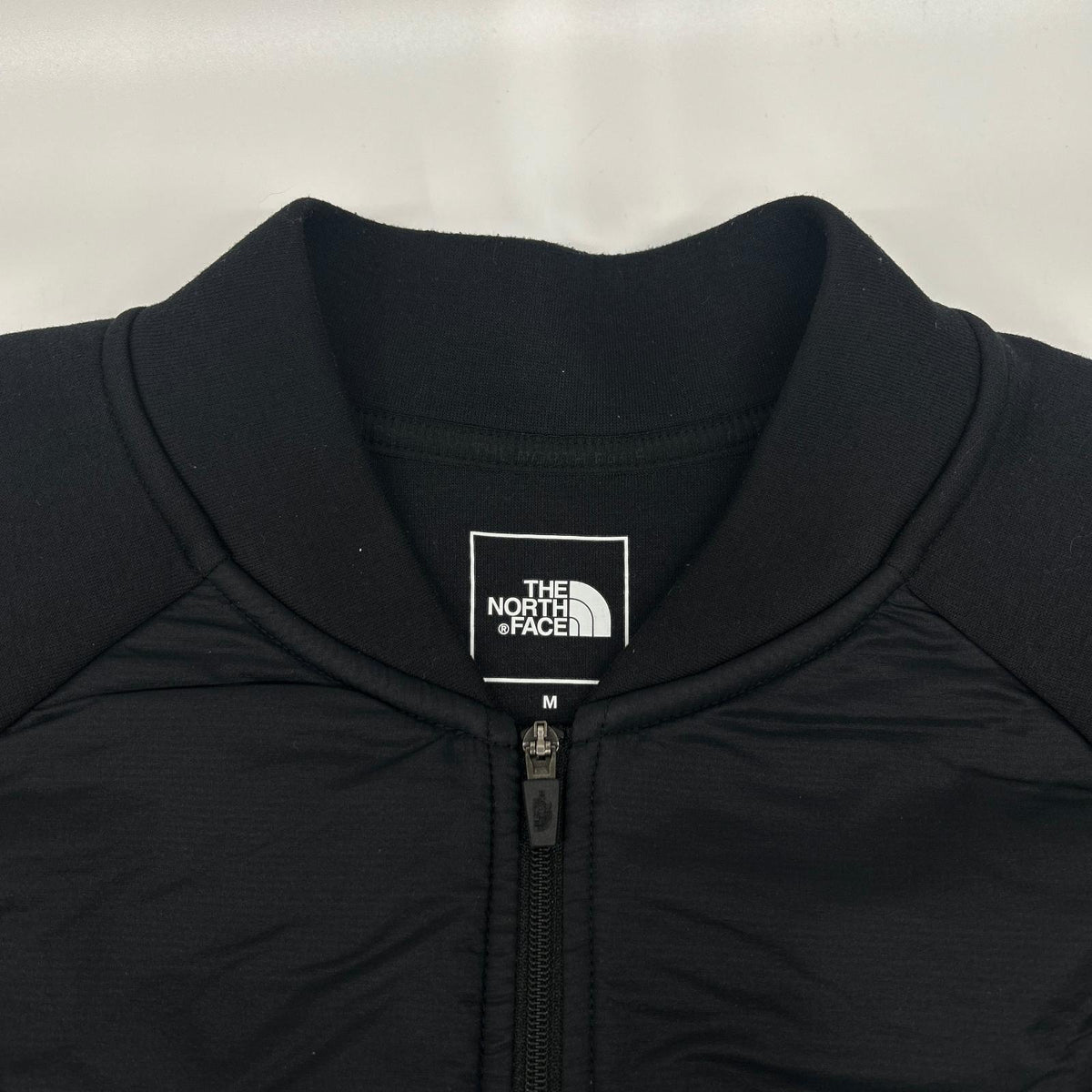 THE NORTH FACE Black Hybrid Tech Air Insulated Jacket Size M