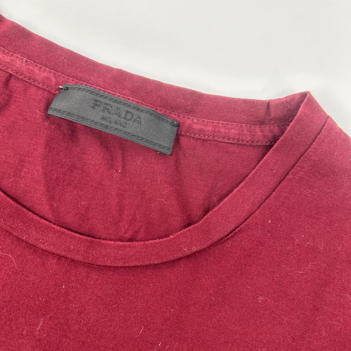 PRADA UJN006 Bordeaux Crewneck T-Shirt Size S