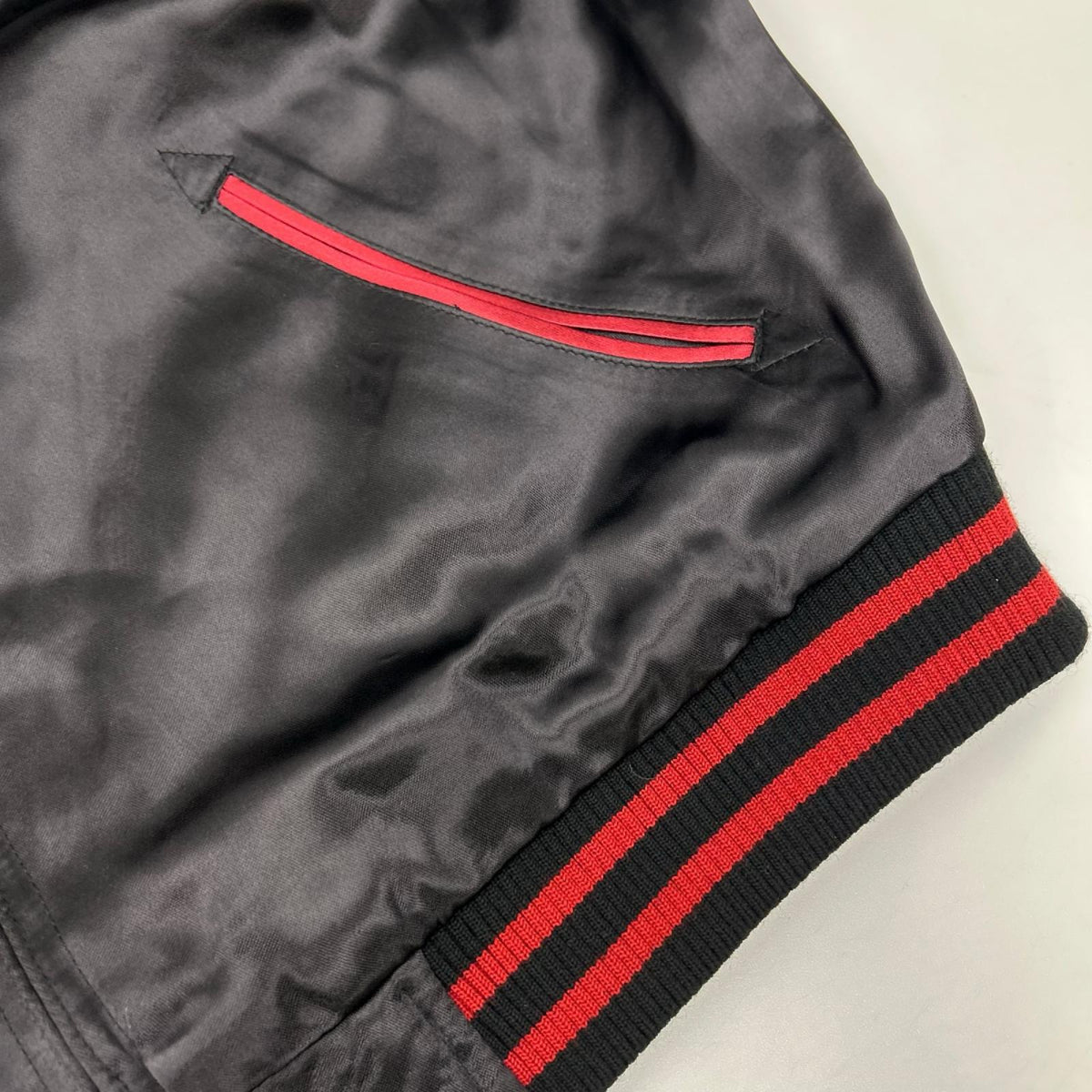 TEN STRIKE One Piece Hancock Sukajan Red/Blk Rayon Jacket Size L