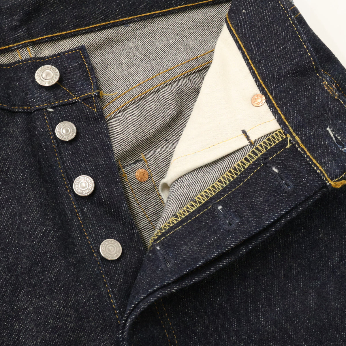 LEVI'S 98' 501XX Valencia Button Fly Jeans Indigo Size 32
