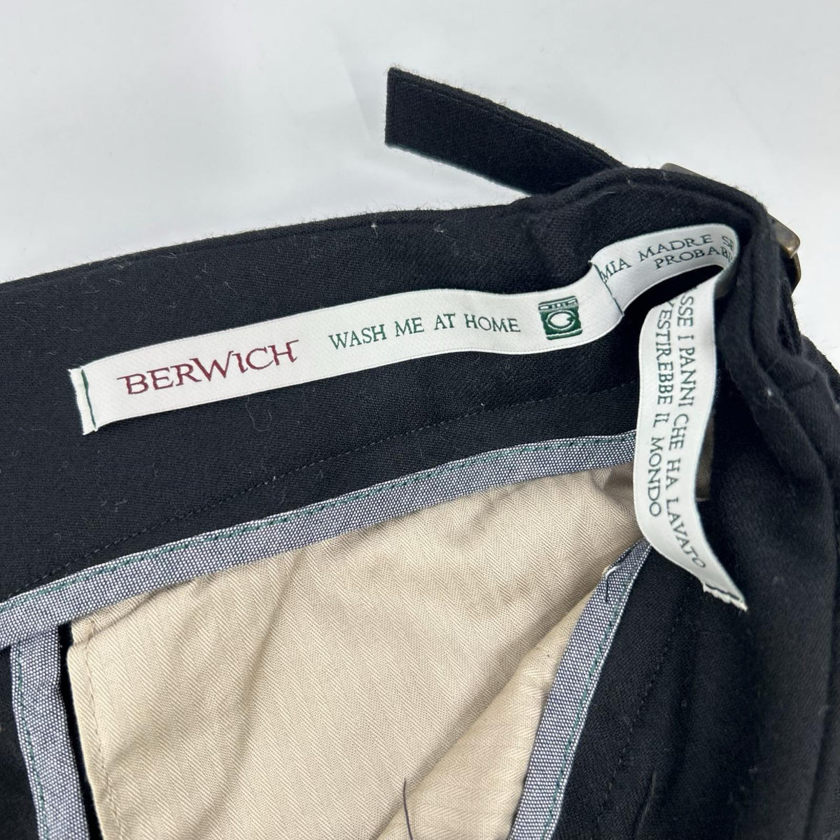 BERWICH 512/A4-379 Black Two-Pleat Adjuster Pants Size 42