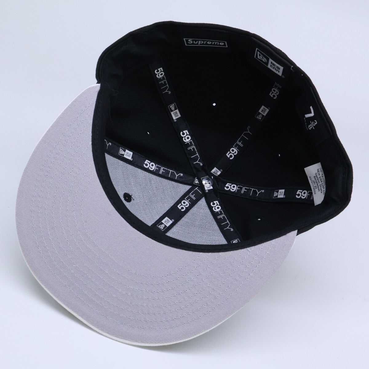 Supreme 2-Tone Box Logo New Era Cap Black Size 7 3/8 58.7CM