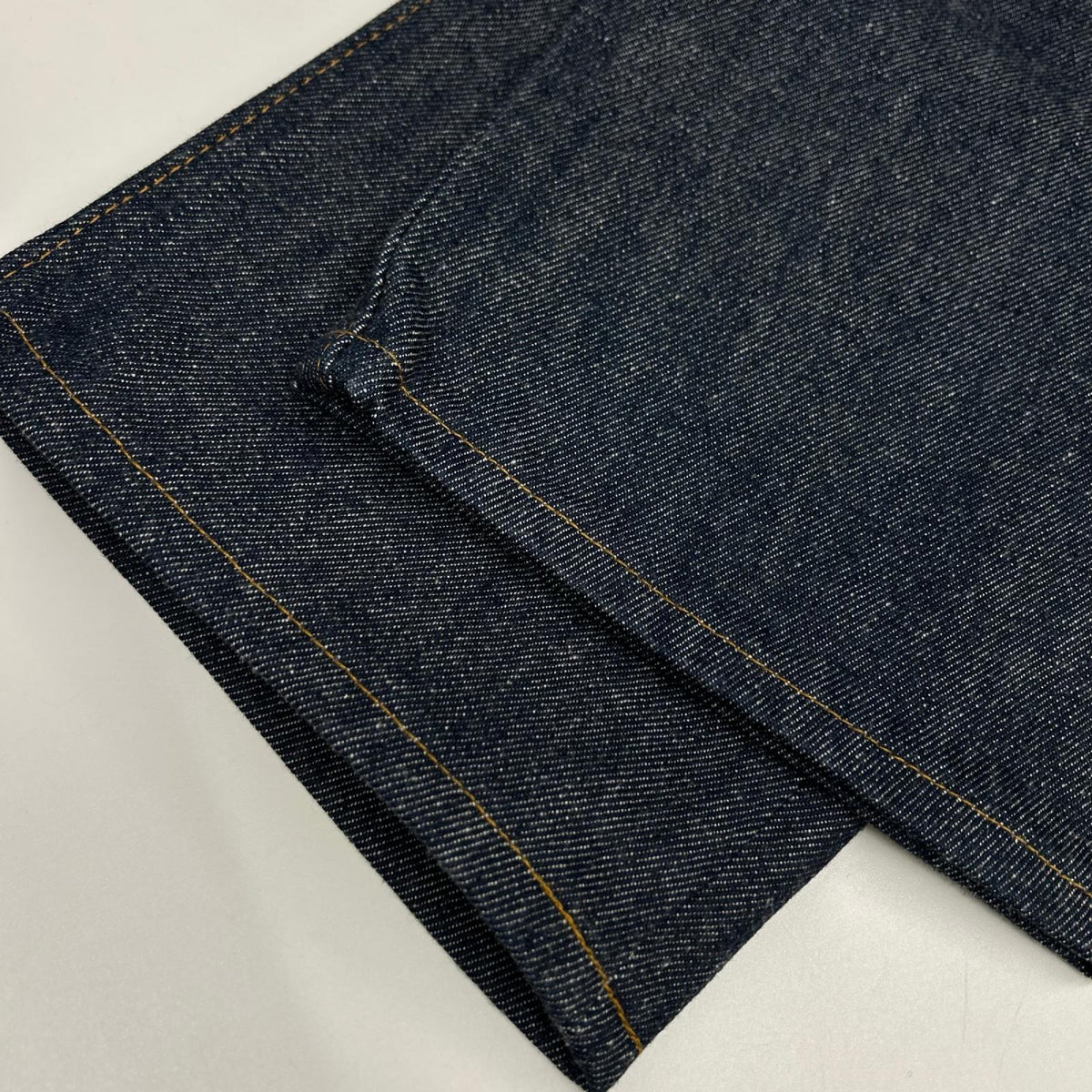 LEVI'S 93-Made Valencia Factory 501 Indigo Jeans Size W29L36
