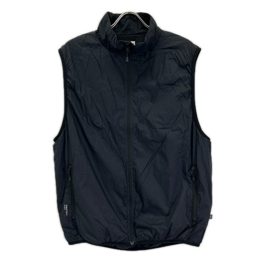 DAIWA Exclusive Black Stand Neck Nylon Vest Size L