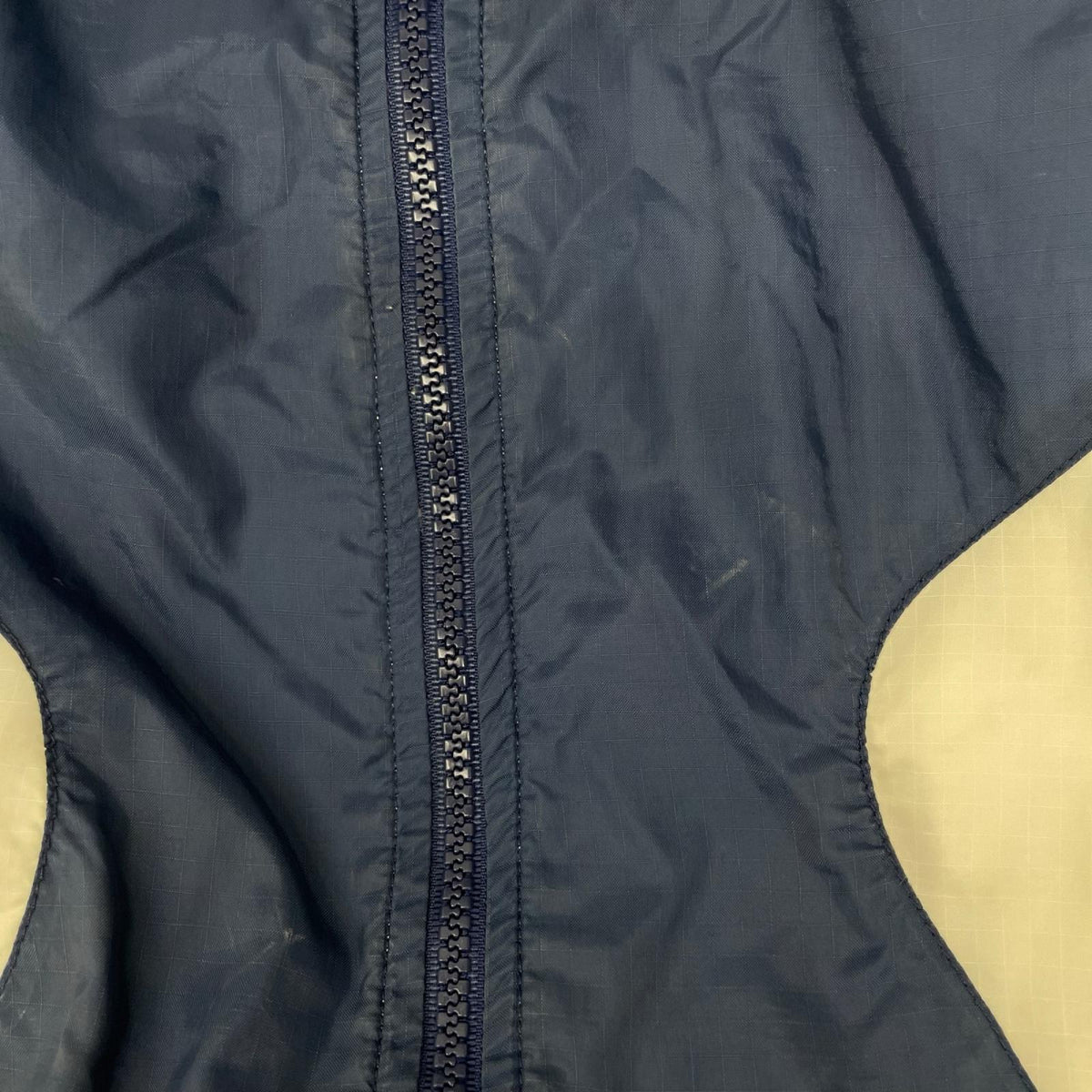 NIKE 90s White/Navy Nylon Jacket Size L