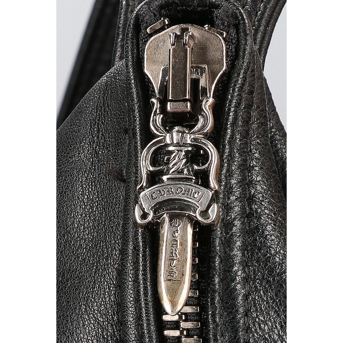 Chrome hearts LELO Flare Knee Leather Shoulder Bag Multi