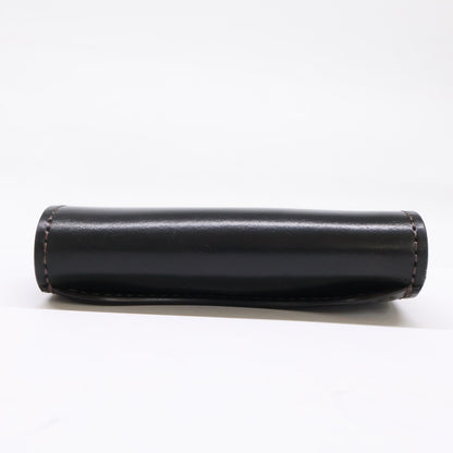 WILDSWANS TONGUE Cordovan Saddle Case Black Size ONE SIZE