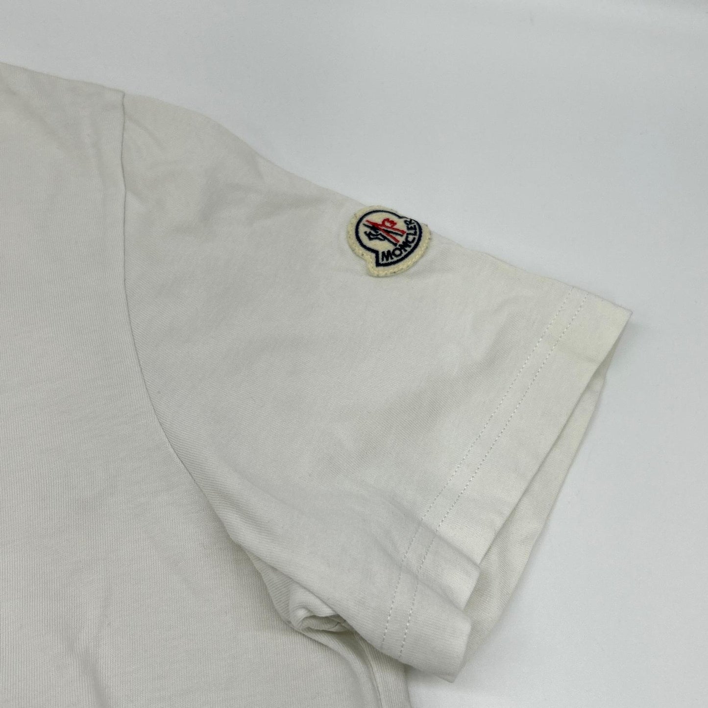 MONCLER 2023 Metallic Front Logo Cotton T-Shirt White Size L