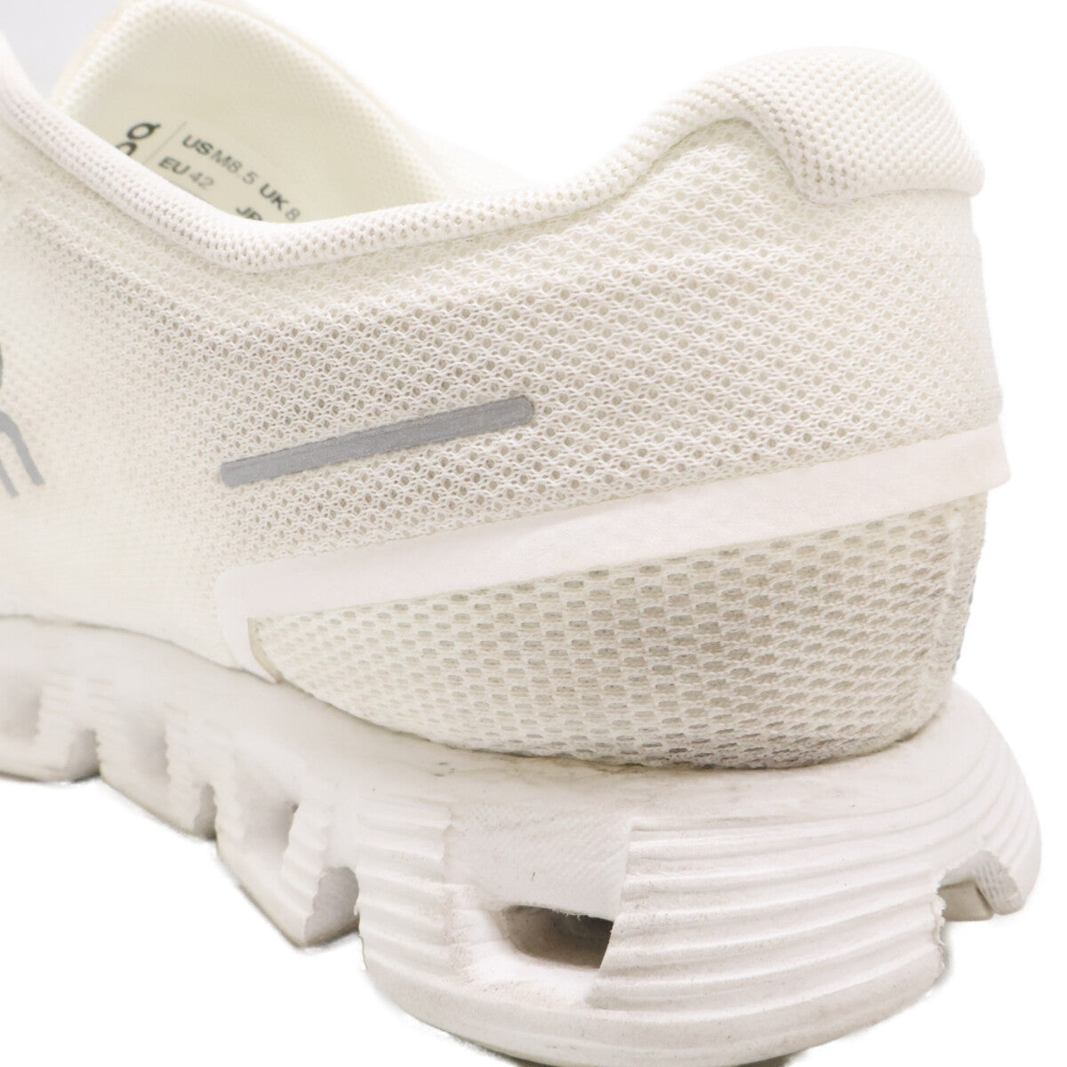 ON White Cloud 5 Running Sneakers Size EU 42
