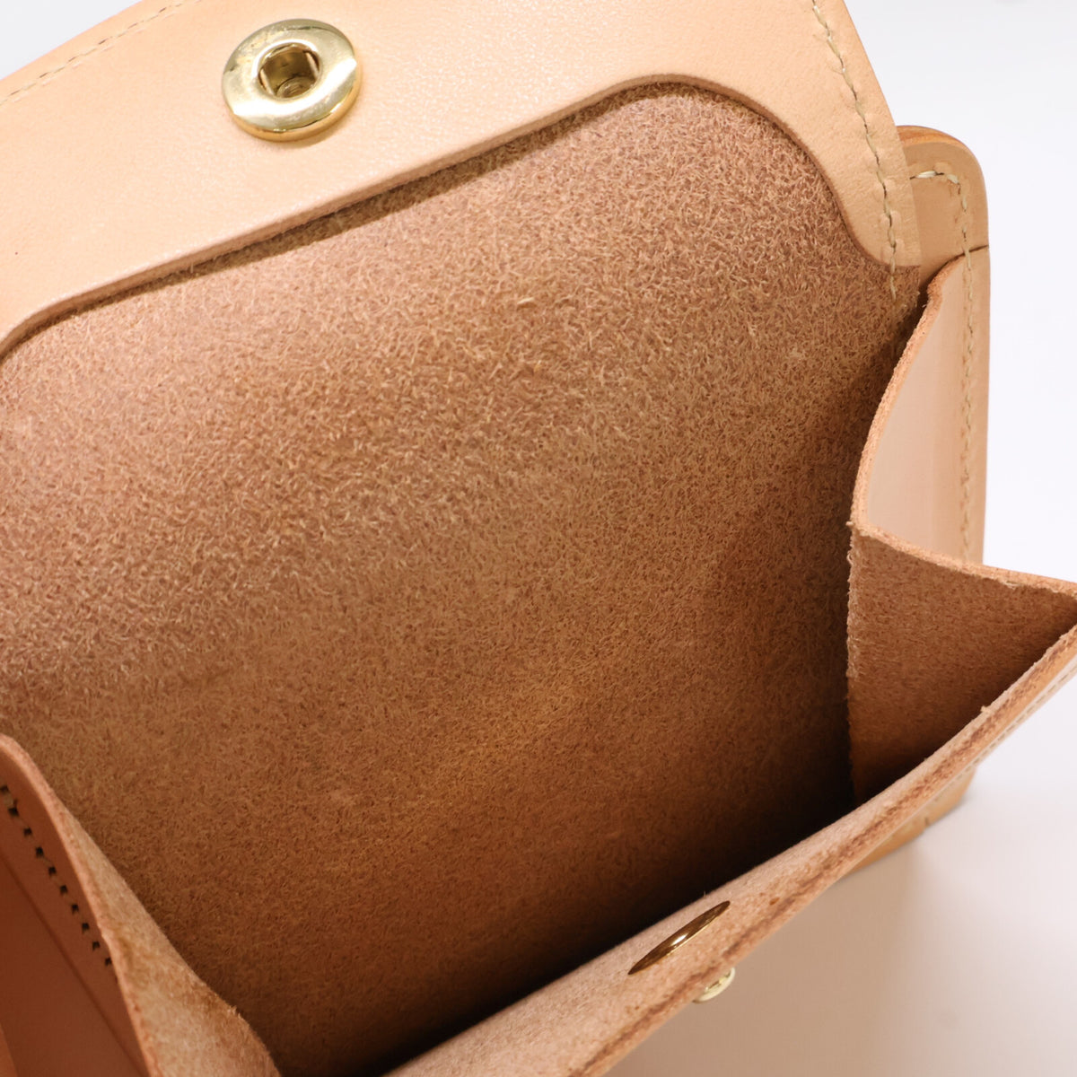 WILDSWANS GROUNDER Leather Bi-fold Wallet Natural