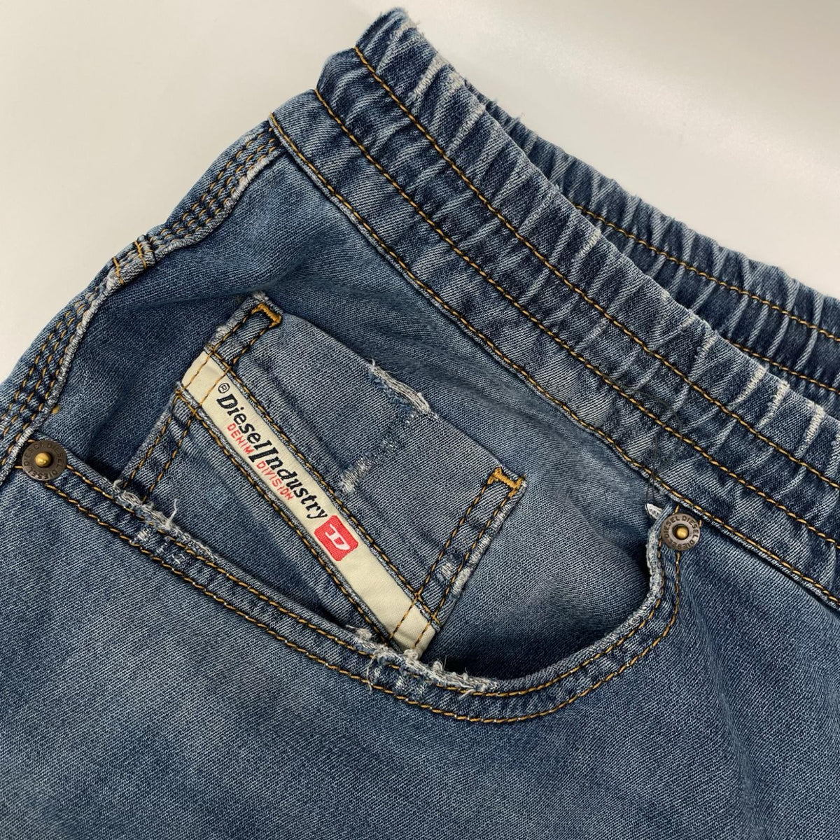 DIESEL D-KROOLEY-SHORT JOGG Washed Blue Shorts Size 36