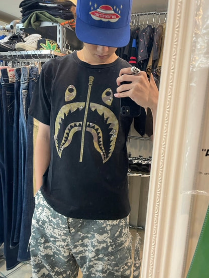 Japanese Brand Black Shark Gold Zipper Khaki Camo Tee Size M
