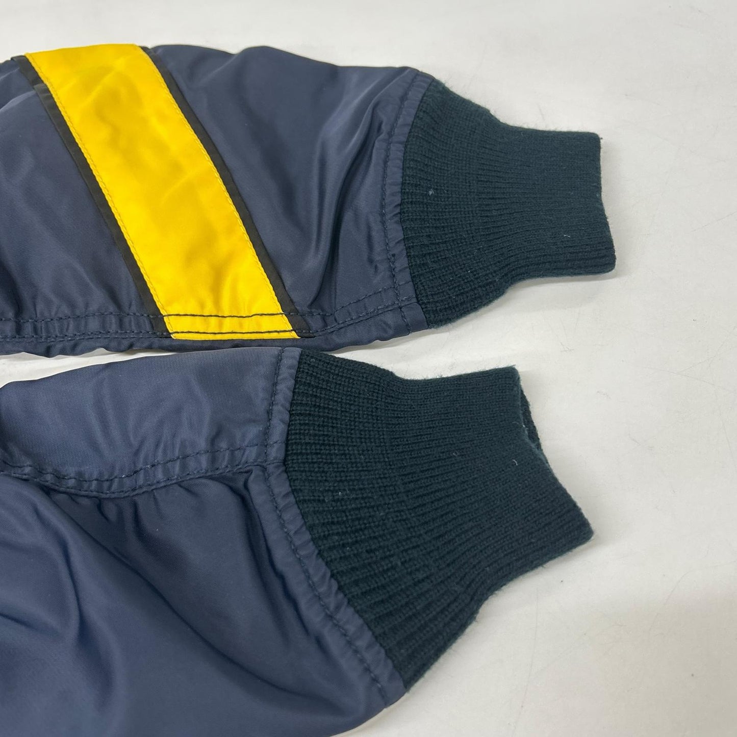 AVIREX Navy Tiger Mustang MA-1 Bomber Nylon Size F