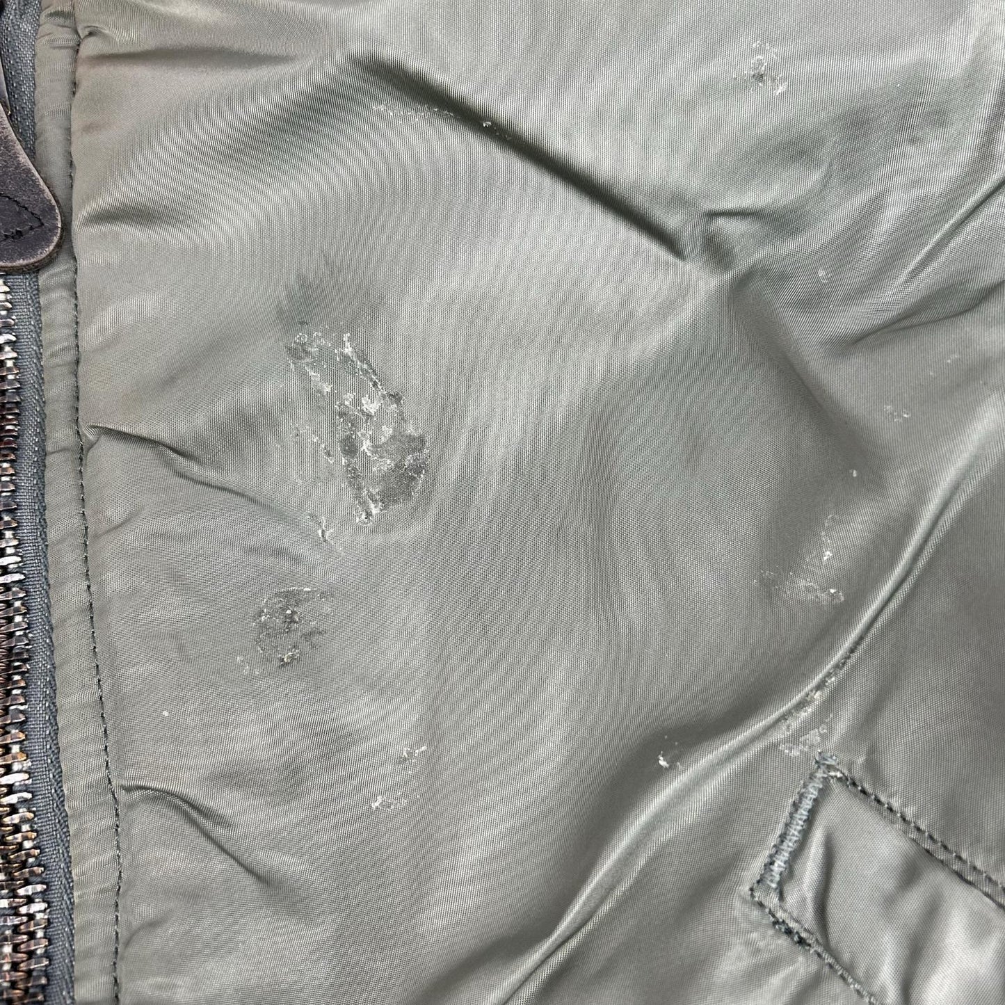 ALPHA INDUSTRIES Khaki '68 Repro Patched MA-1 Bomber Size M