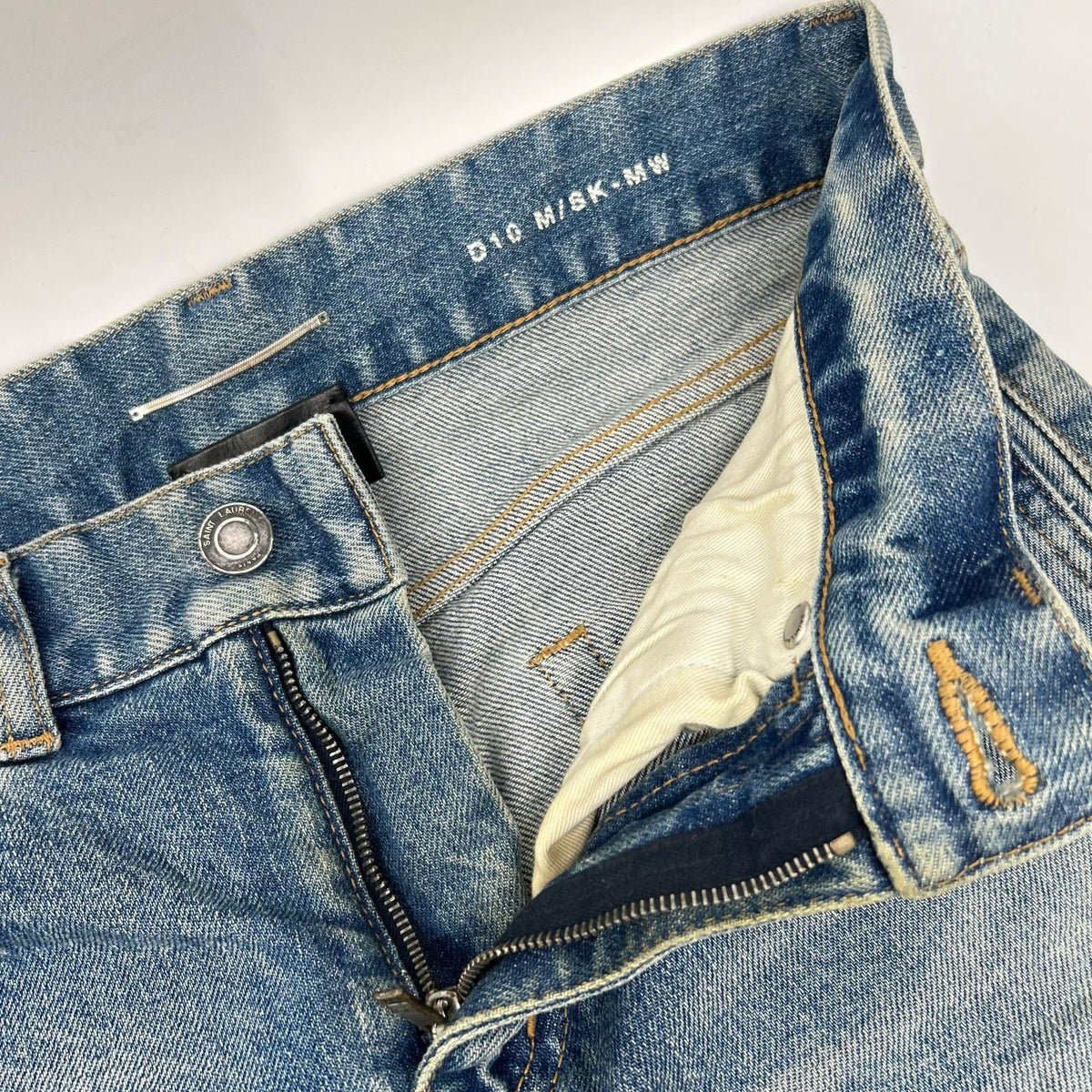 SAINT LAURENT PARIS Light Blue Skinny Jeans Size 26