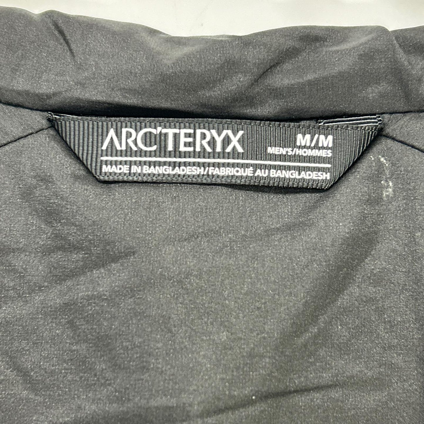 ARC'TERYX FW25 Black Atom Hoody Jacket Size M