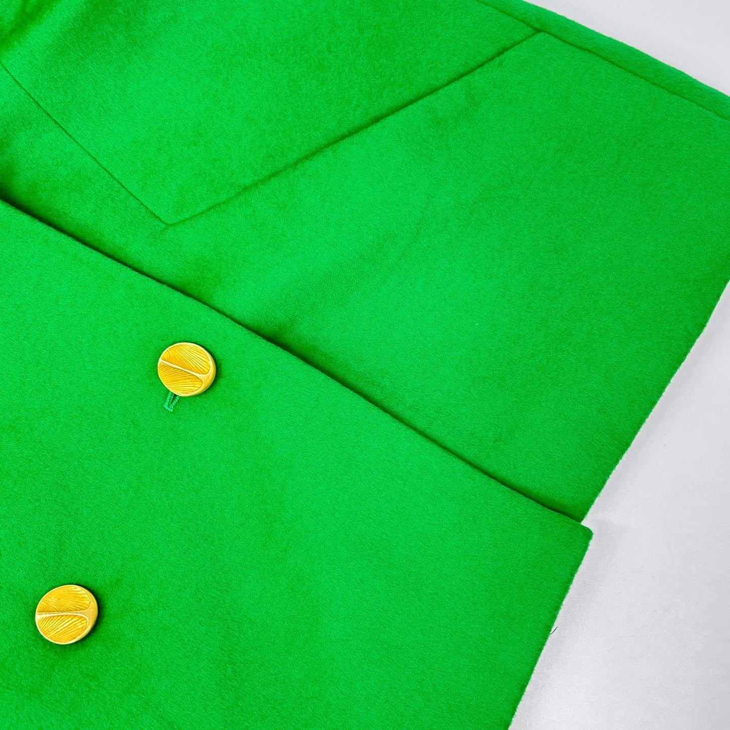 ESCADA 90s Wool Cashmere Gold Button DB Blazer Green Size 38