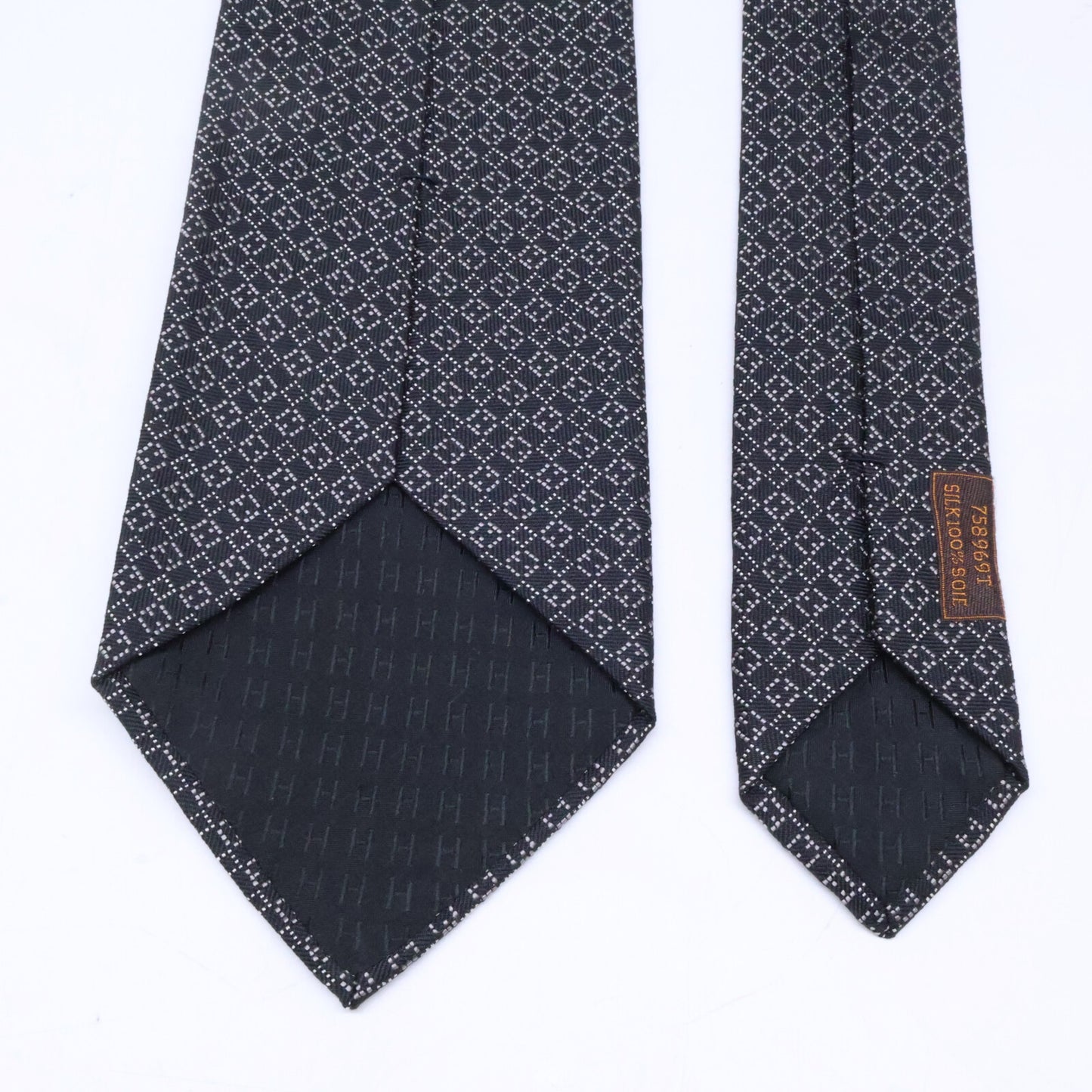 HERMES 758969T Patterned Silk Tie Black Size ONE SIZE