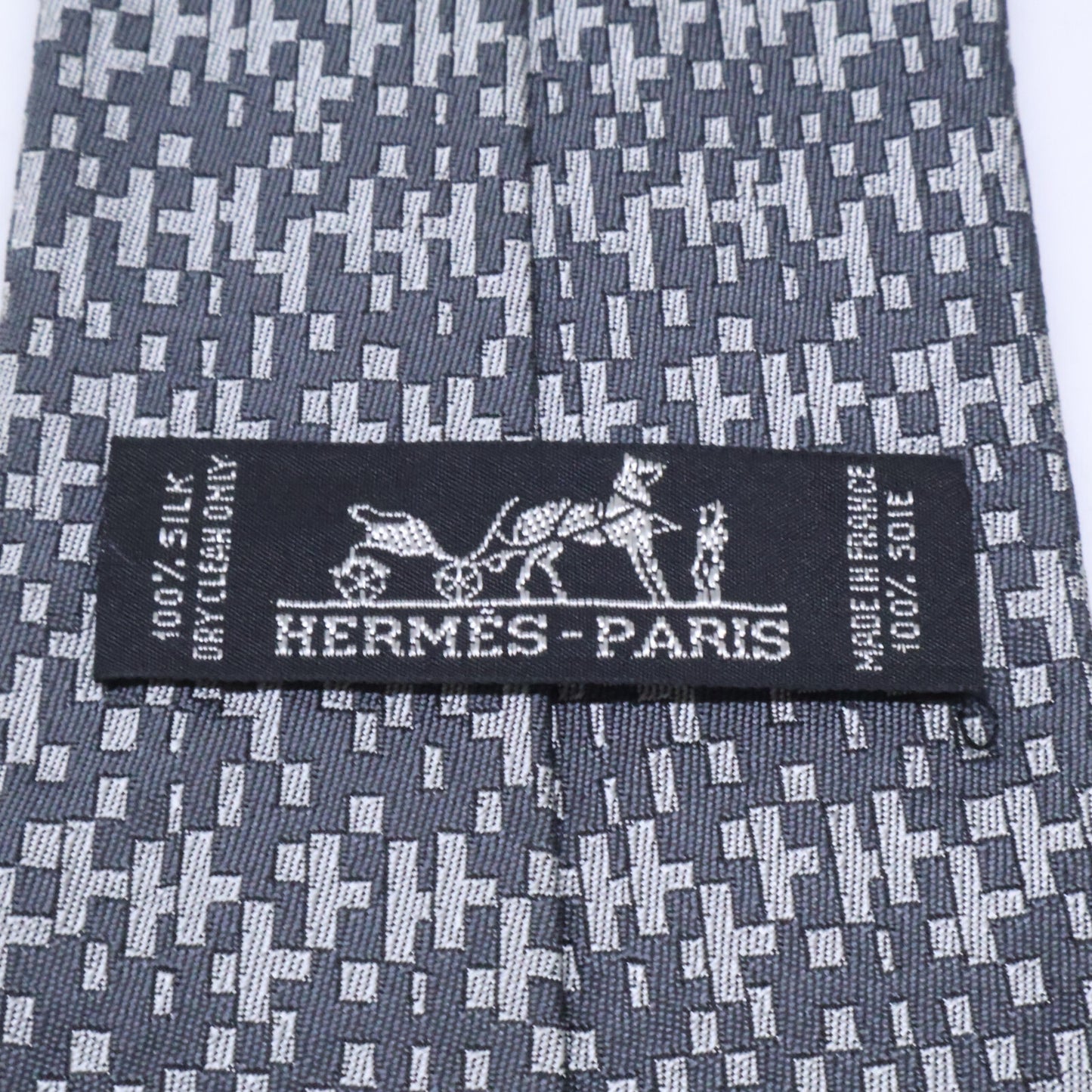HERMES Patterned Silk Tie Gray Size ONE SIZE