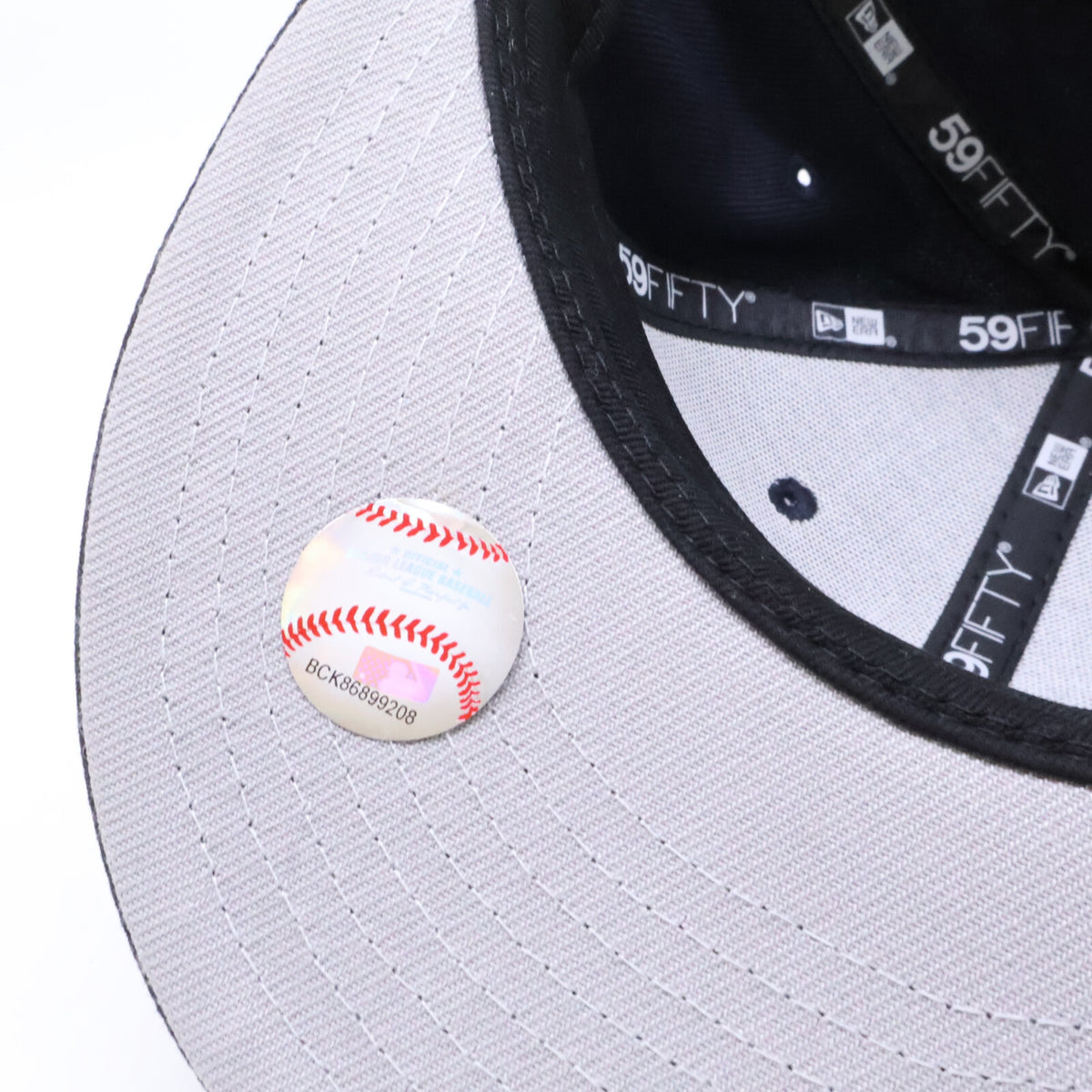 Supreme SS26 Devil S Logo New Era Cap Black Size 58.7CM