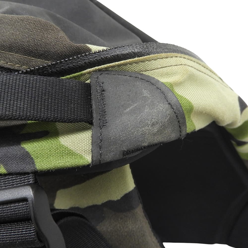 ARC'TERYX ARRO 22 BEAMS Camo Backpack Black/Green
