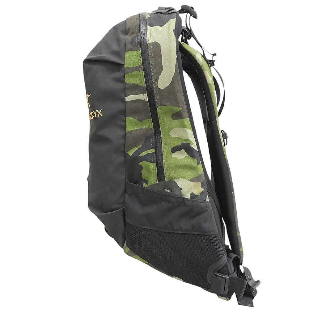 ARC'TERYX ARRO 22 BEAMS Camo Backpack Black/Green