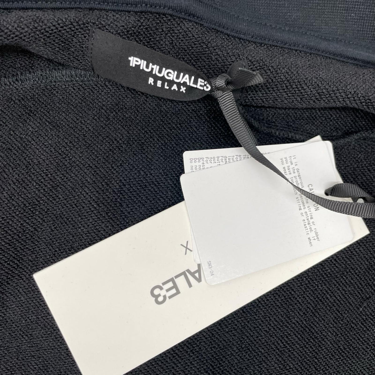 1piu1uguale3 USO-26080 Glossy Logo Hoodie Black Size S