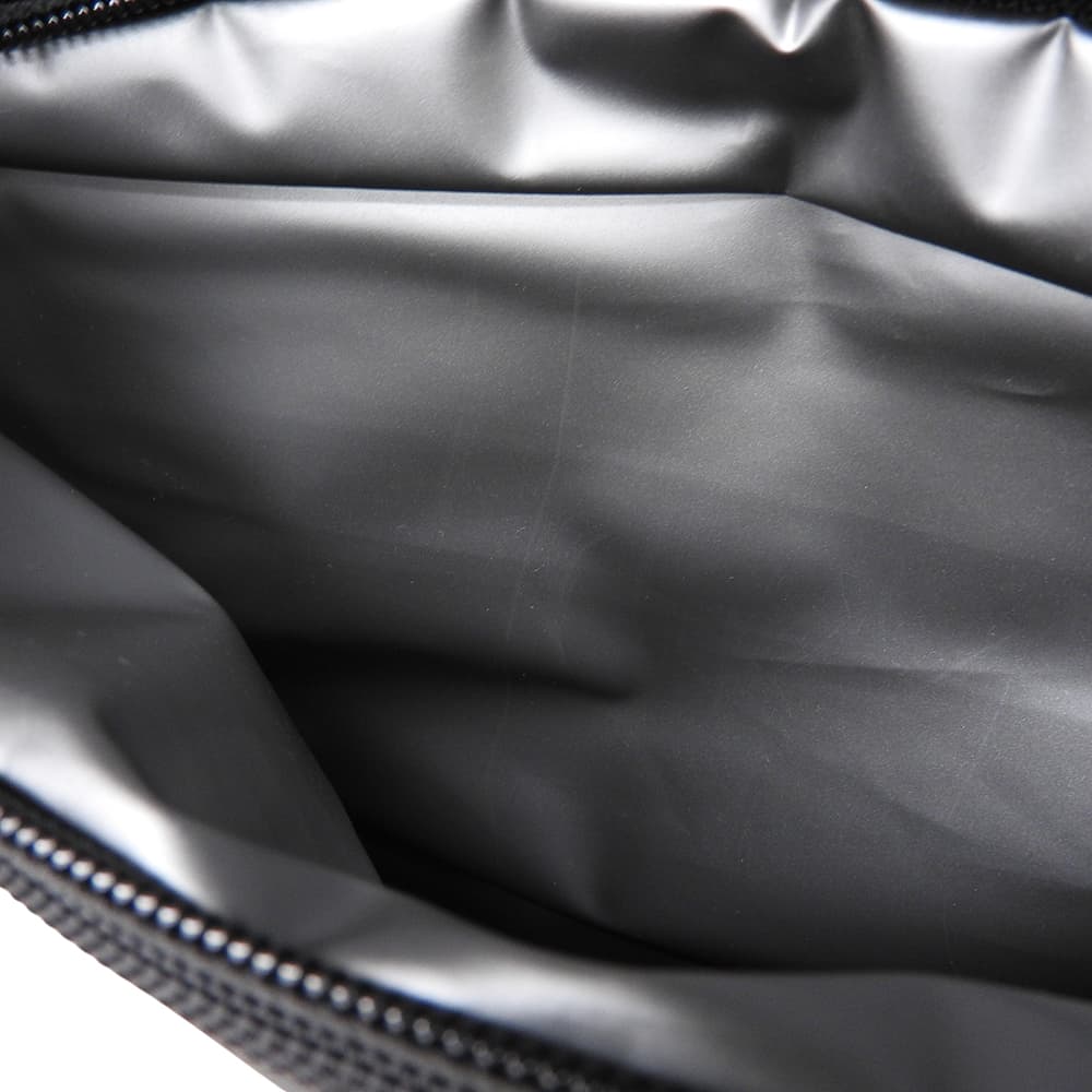 SIMCLEAR TSUNAGU BAG SQUARE Black Backpack