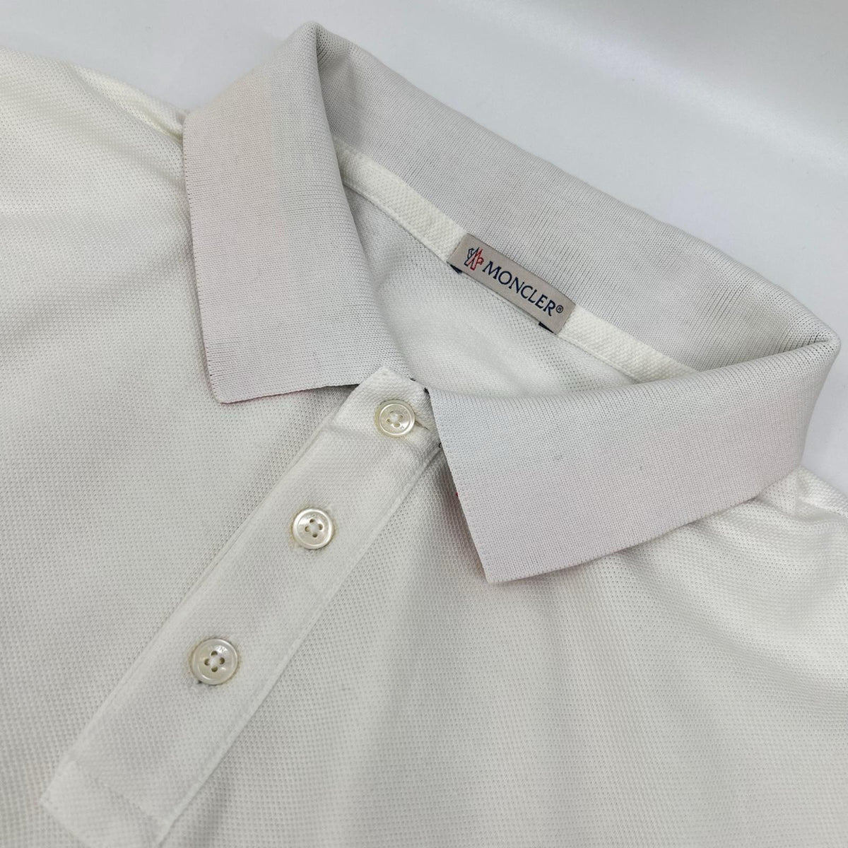 MONCLER '18 White Collar Logo Short Sleeve Polo Size L