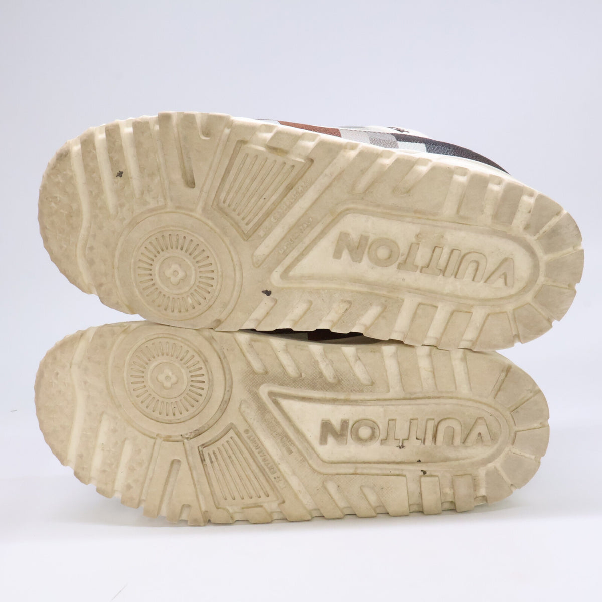 LOUIS VUITTON LV Trainer Maxi Damier Sneakers Size 9