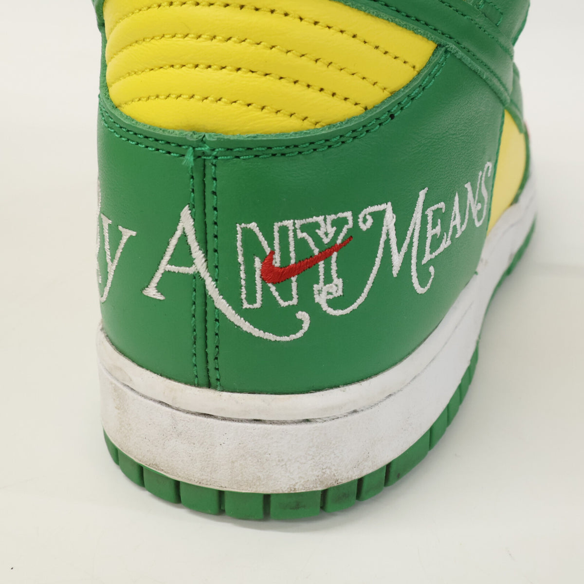 NIKE x Supreme SB Dunk High OG QS Sneakers Yellow Size 28.5