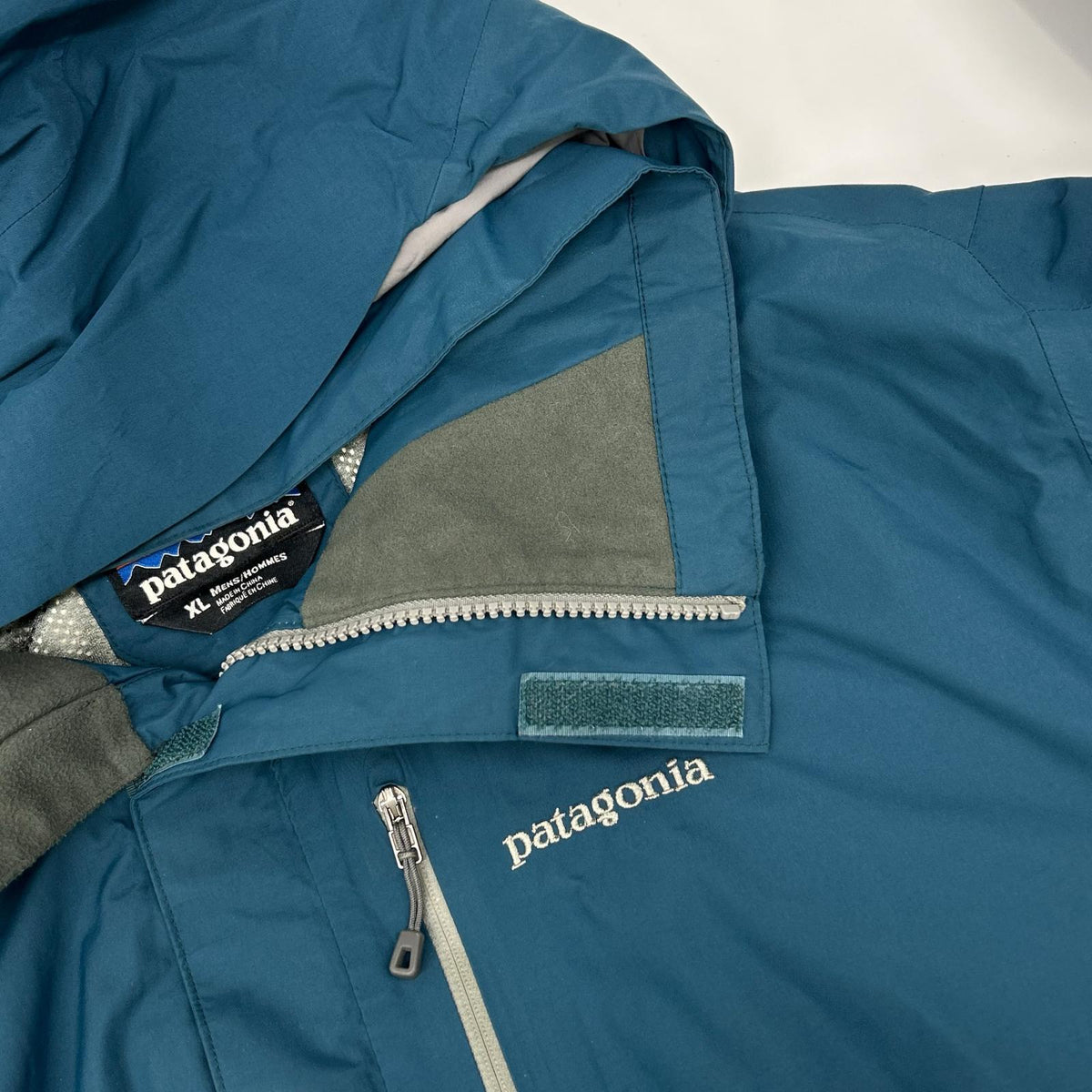 Patagonia 2013 Piolet Nylon Jacket Green Size XL