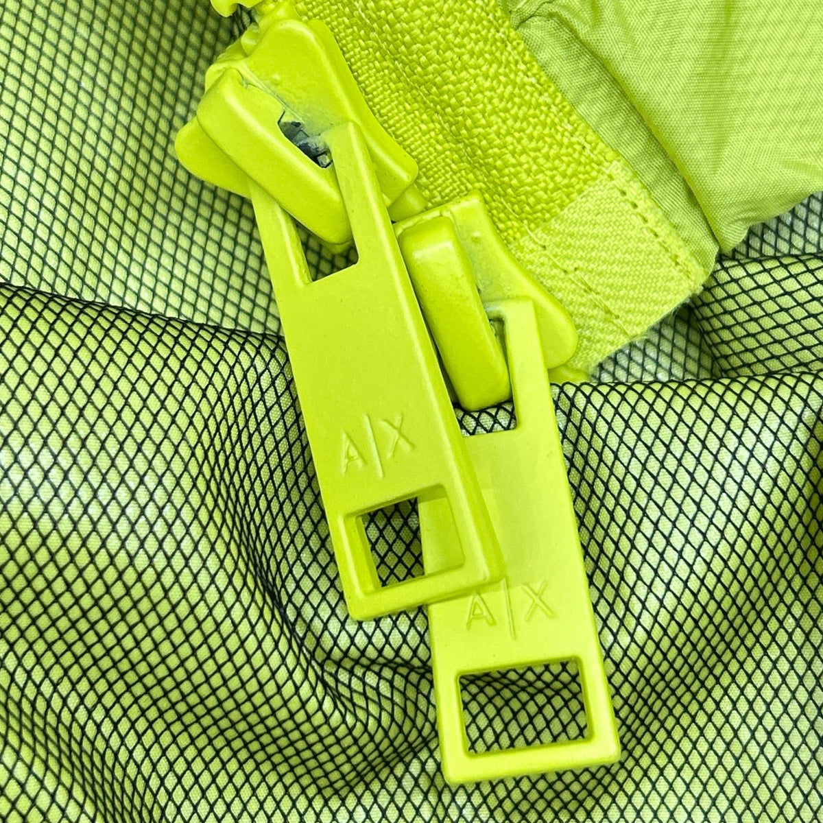 ARMANI EXCHANGE Fluorescent Green Nylon Zip Jacket Size L