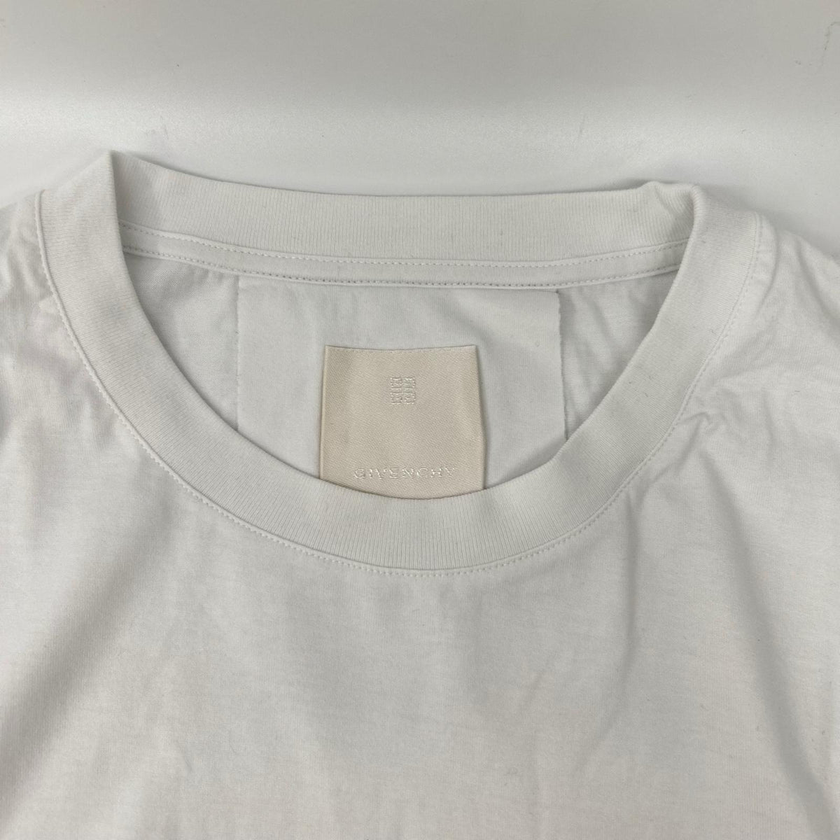 GIVENCHY White Cotton Floral Embroidered T-Shirt Size L