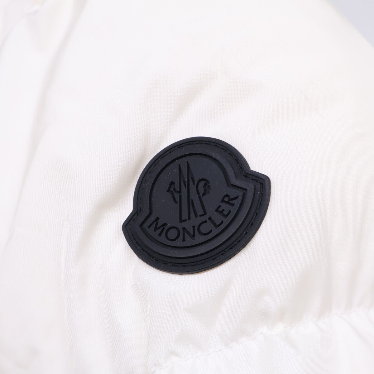 MONCLER MONTCLA Hooded Down Nylon Jacket White Size 2
