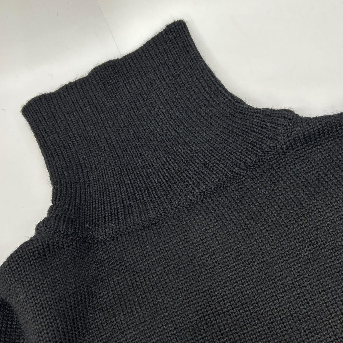 Miller Rayner UK British Wool Turtleneck Knit Size M