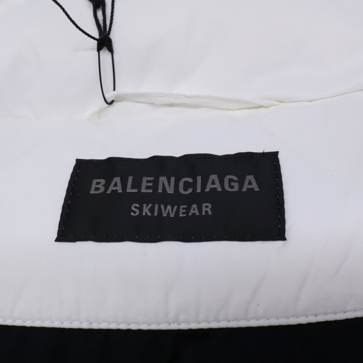 BALENCIAGA 23' 3B SKI Puffer Down Vest White Size 50